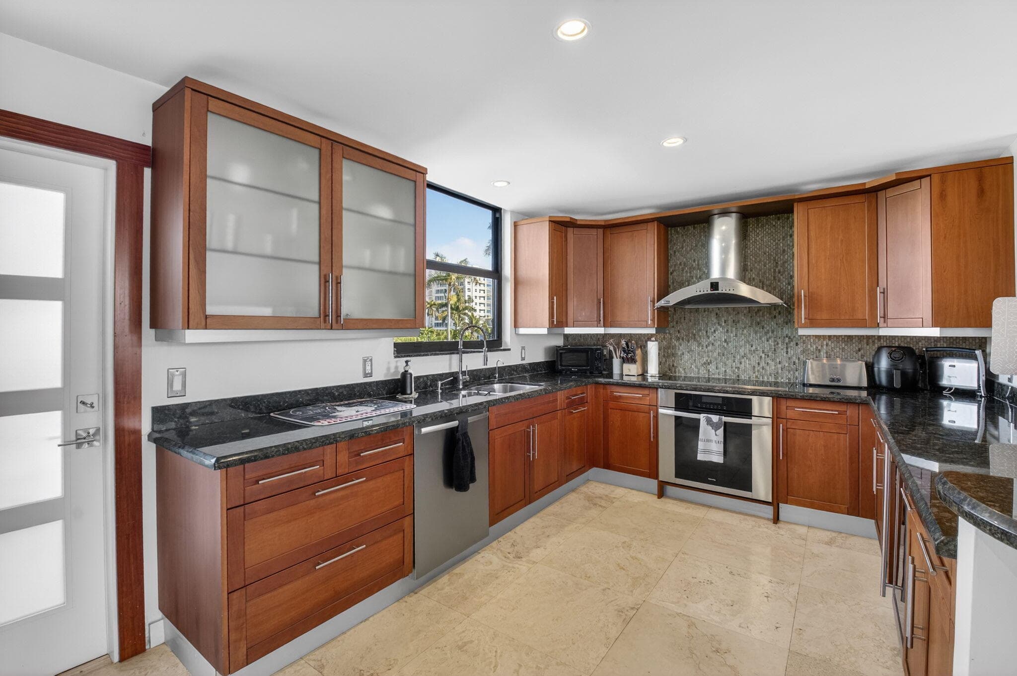 122 Andrews Avenue C, Delray Beach, FL 33483 — photo 13 of 121