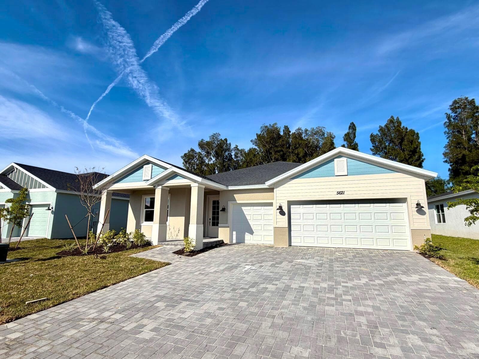 5621 Hampton Park Circle, Vero Beach, FL 32966 — photo 1 of 11