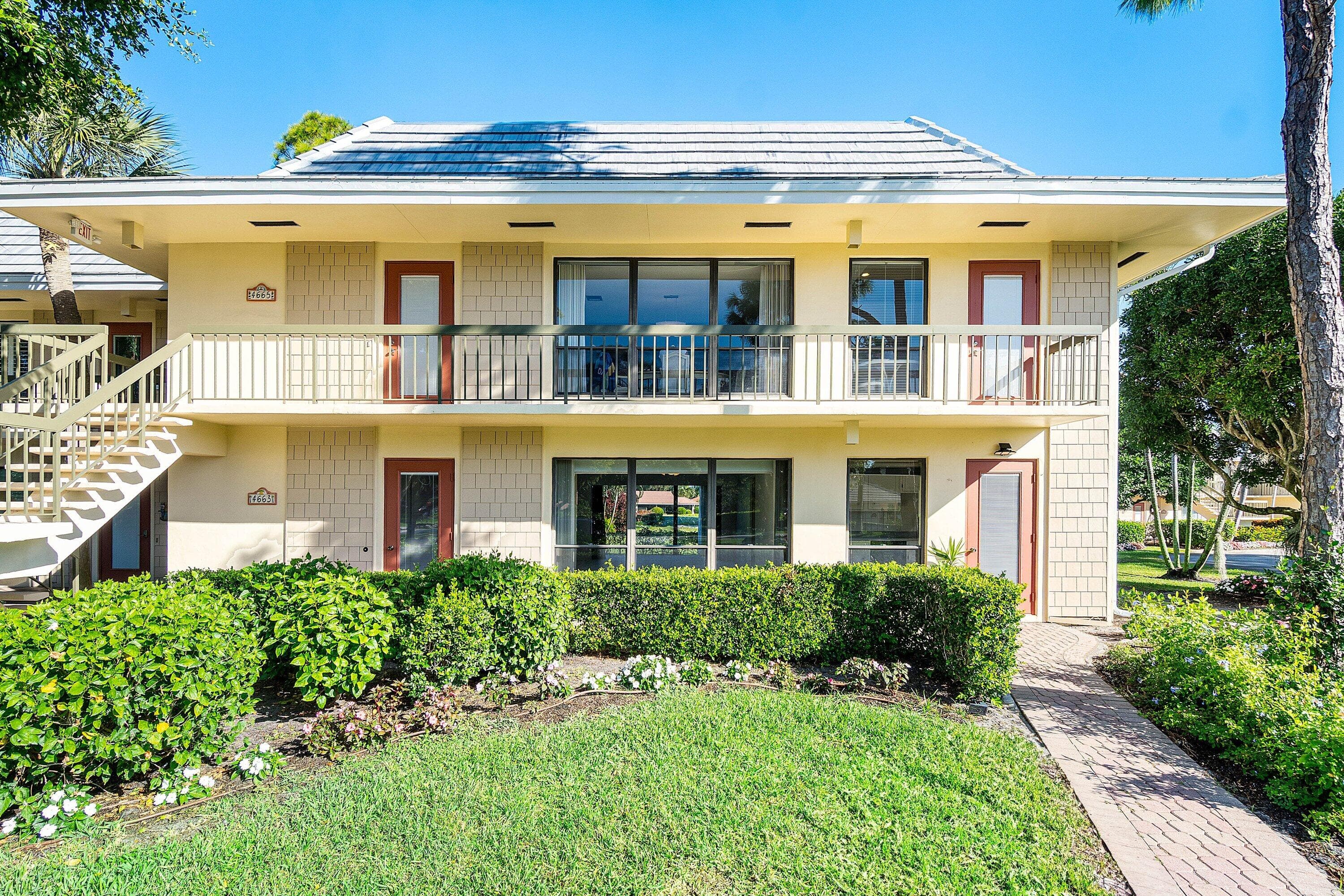 4663 Kittiwake Court Kingfisher N, Boynton Beach, FL 33436 — photo 1 of 49