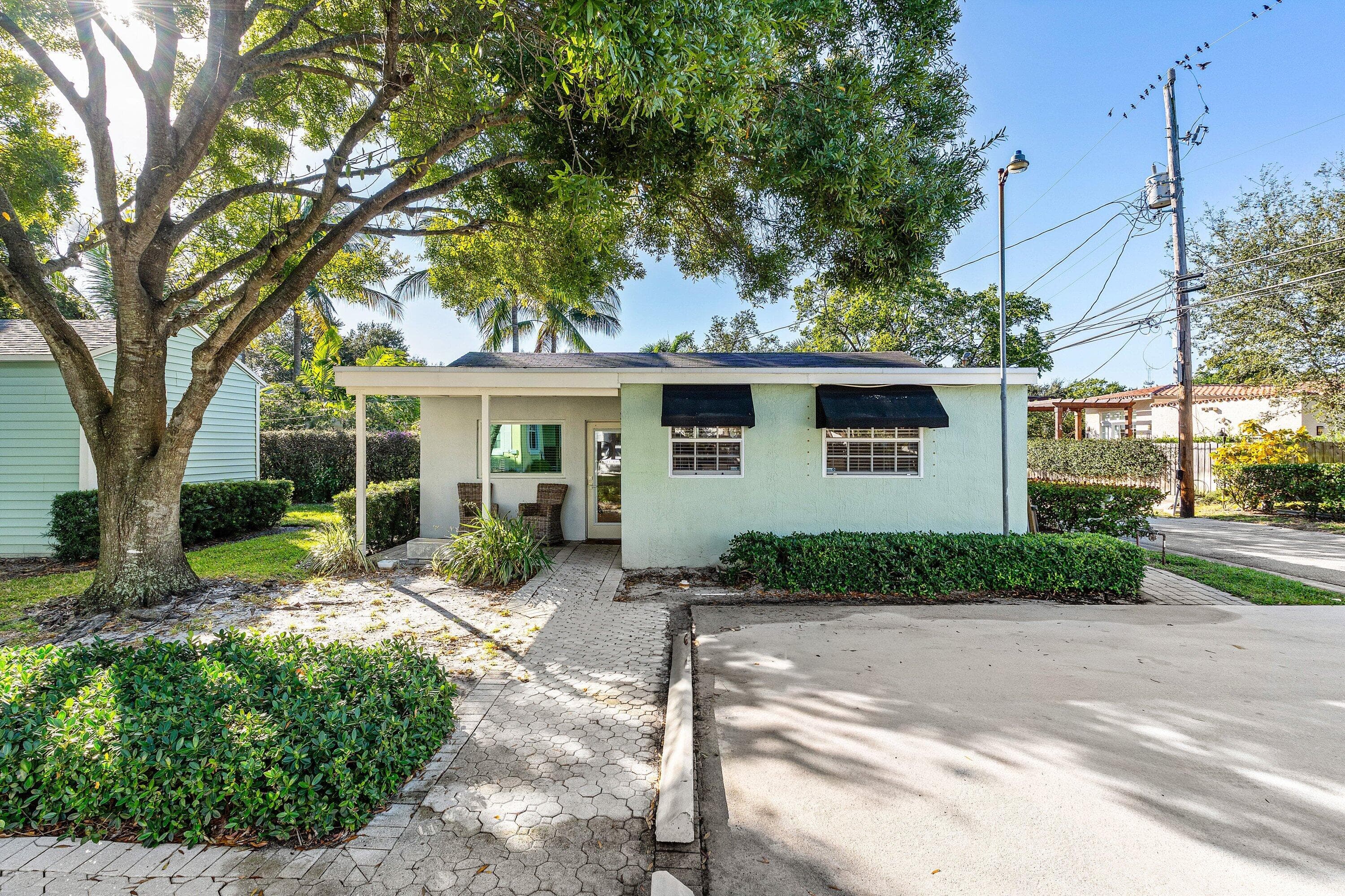 138 N Swinton Avenue, Delray Beach, FL 33444 — photo 7 of 34