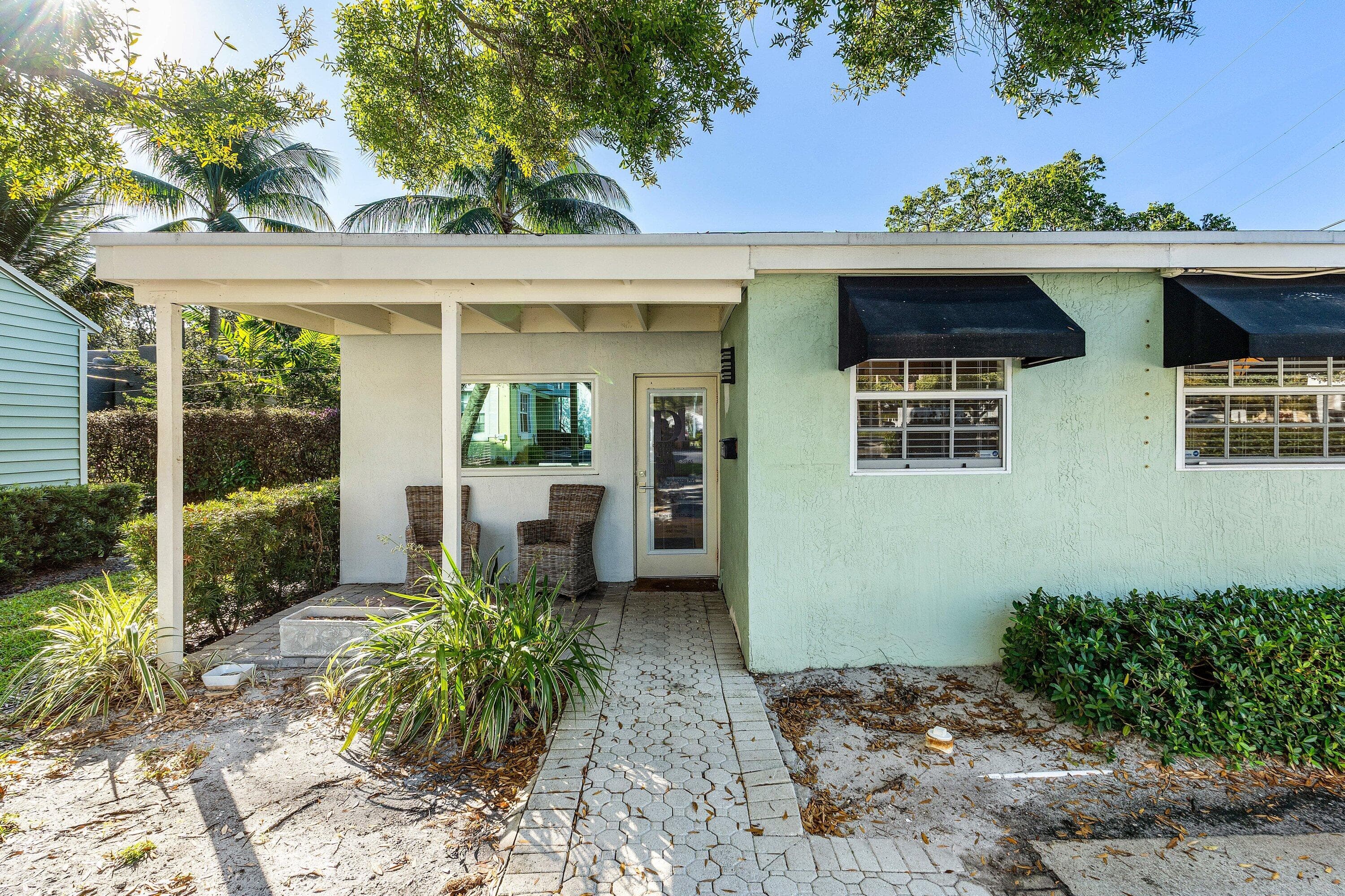 138 N Swinton Avenue, Delray Beach, FL 33444 — photo 8 of 34