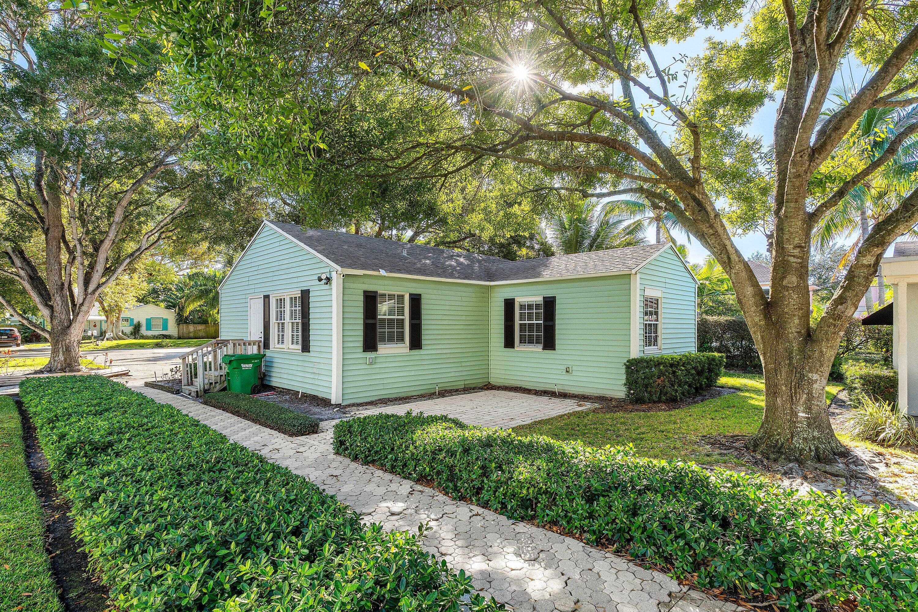 138 N Swinton Avenue, Delray Beach, FL 33444 — photo 10 of 34
