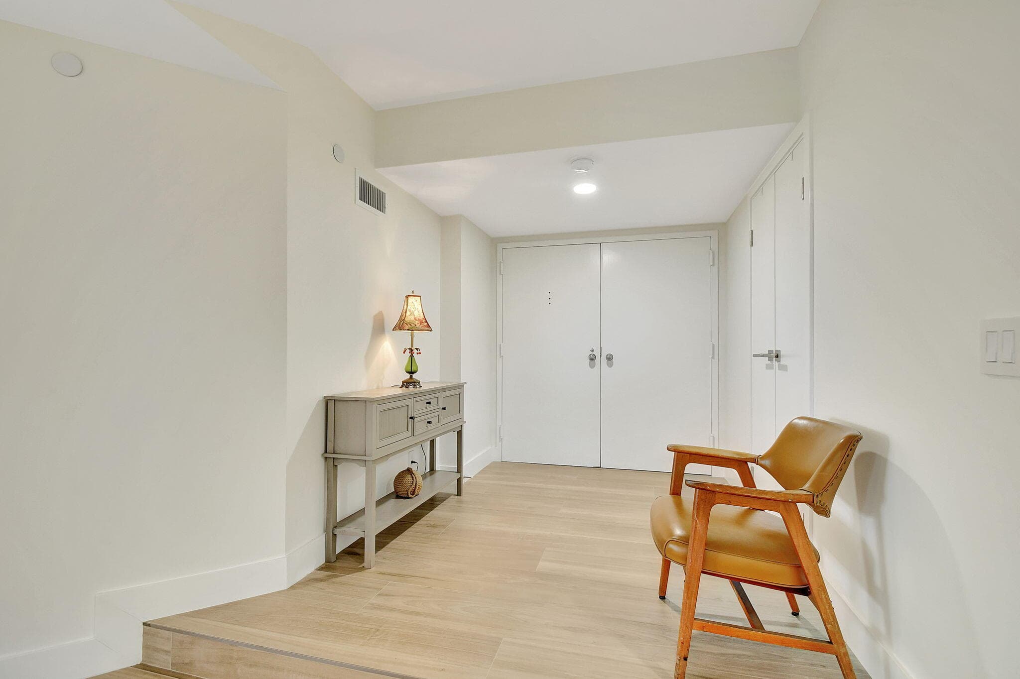 1900 Consulate Place 206, West Palm Beach, FL 33401 — photo 4 of 50