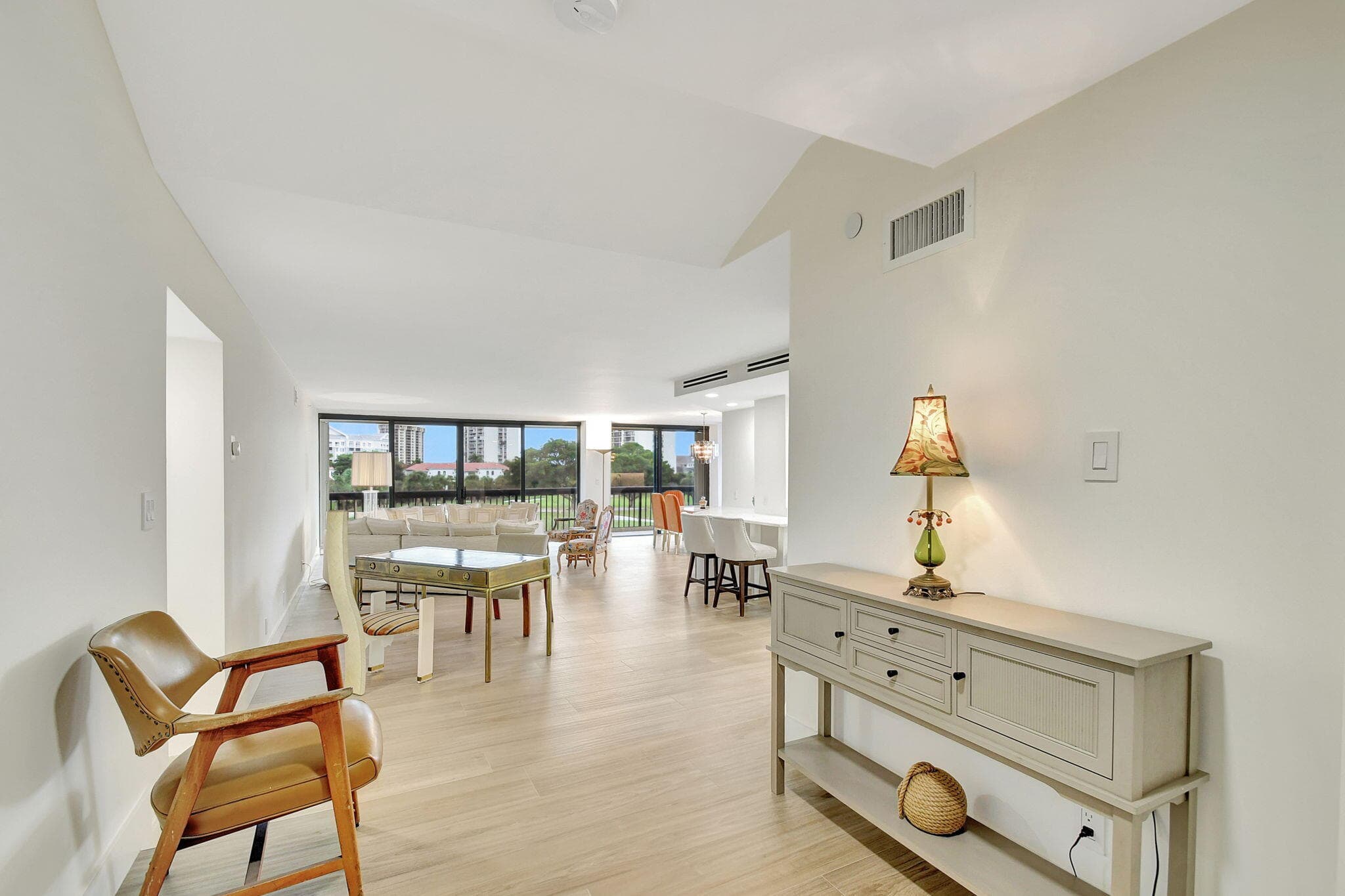 1900 Consulate Place 206, West Palm Beach, FL 33401 — photo 5 of 50