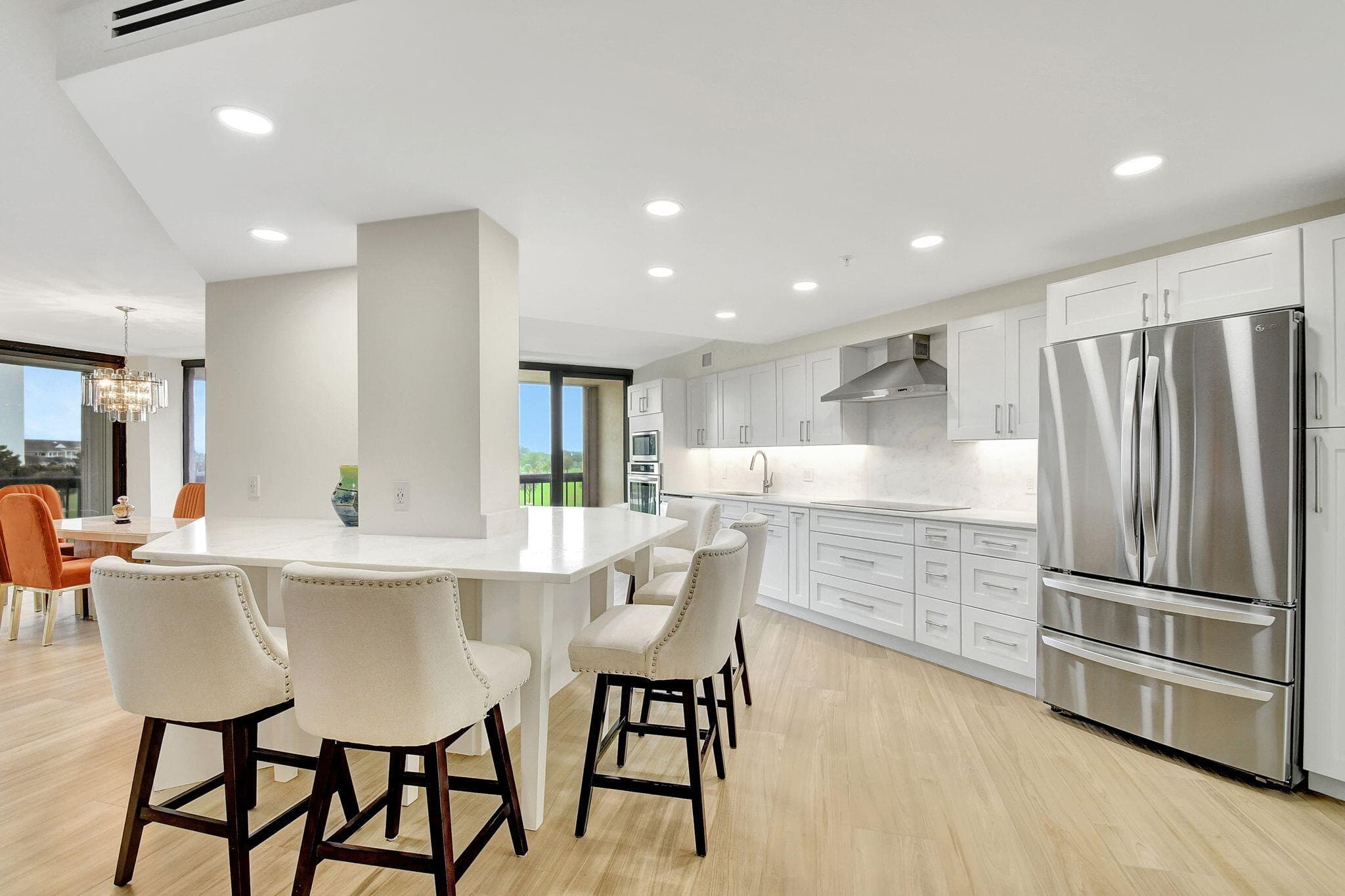 1900 Consulate Place 206, West Palm Beach, FL 33401 — photo 2 of 50