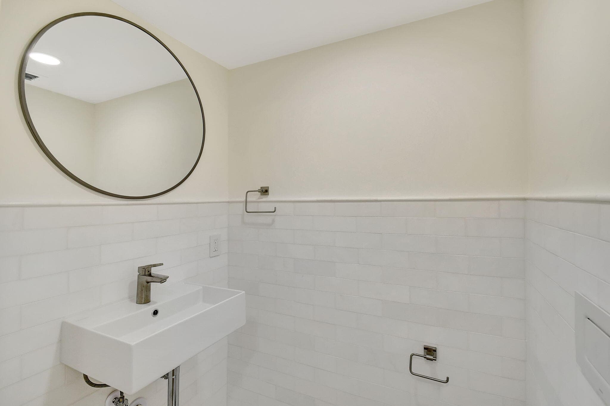 1900 Consulate Place 206, West Palm Beach, FL 33401 — photo 43 of 50