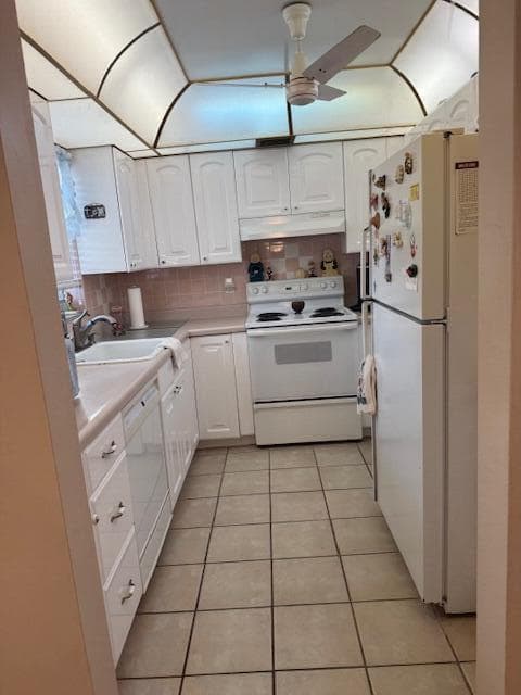 725 Lori Drive 313, Palm Springs, FL 33461 — photo