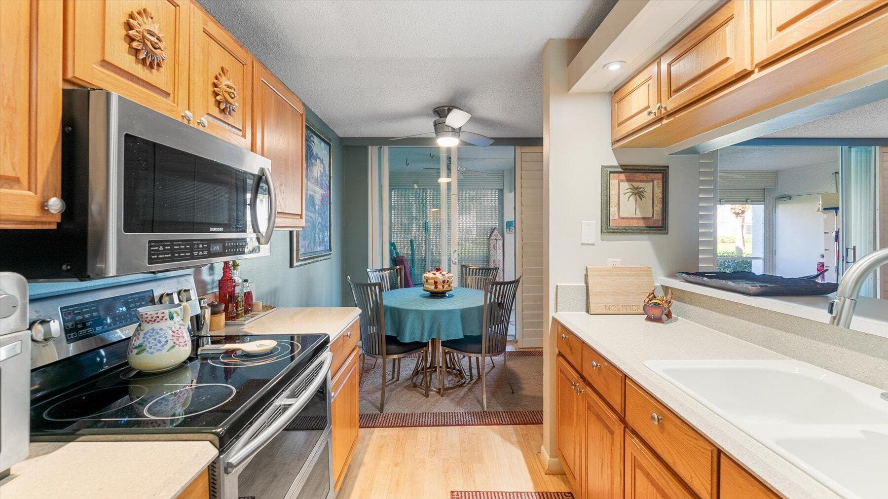110 Half Moon Circle C1, Hypoluxo, FL 33462 — photo 10 of 42