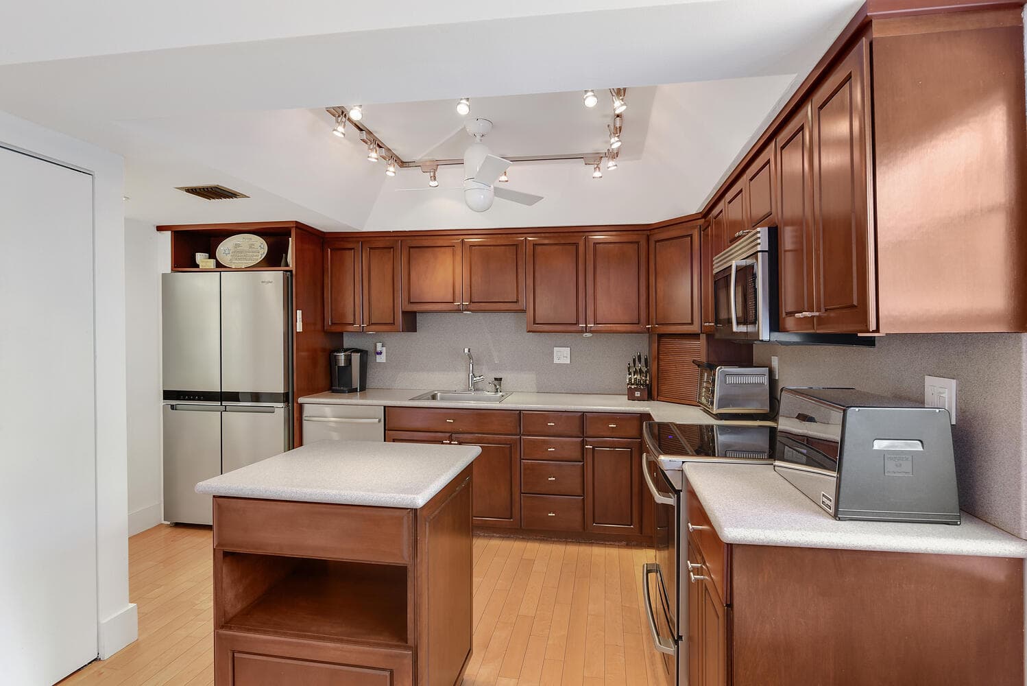 7369 Orangewood Lane 108, Boca Raton, FL 33433 — photo 14 of 66