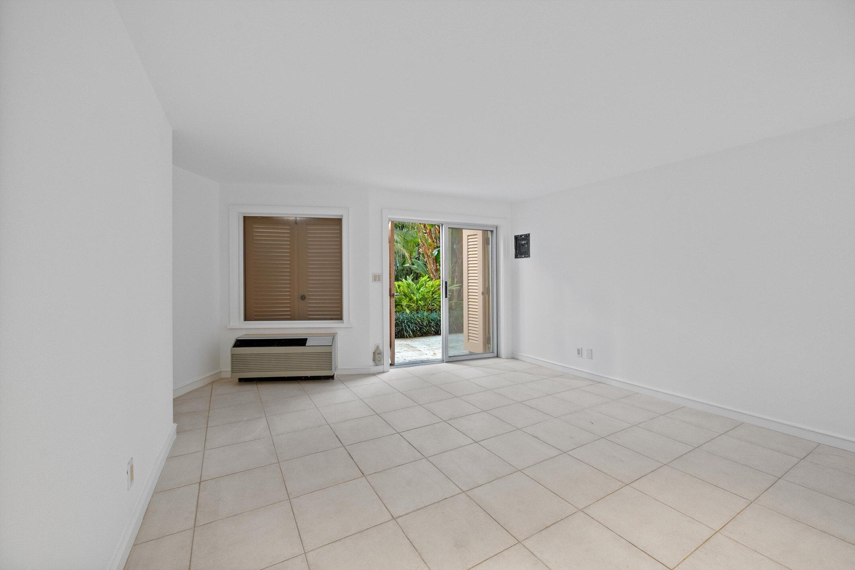 369 S Lake Drive 2e, Palm Beach, FL 33480 — photo 22 of 25