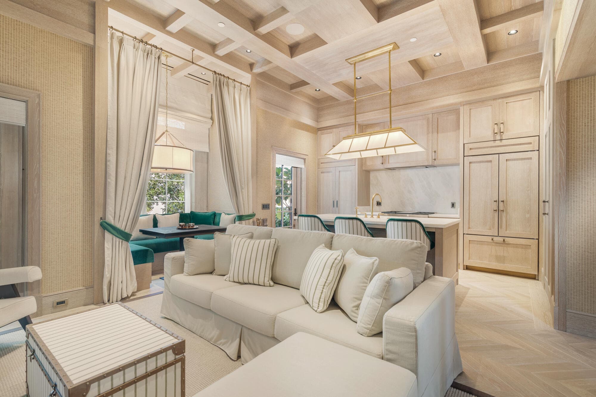 236 Phipps Plaza 201, Palm Beach, FL 33480 — photo 5 of 22