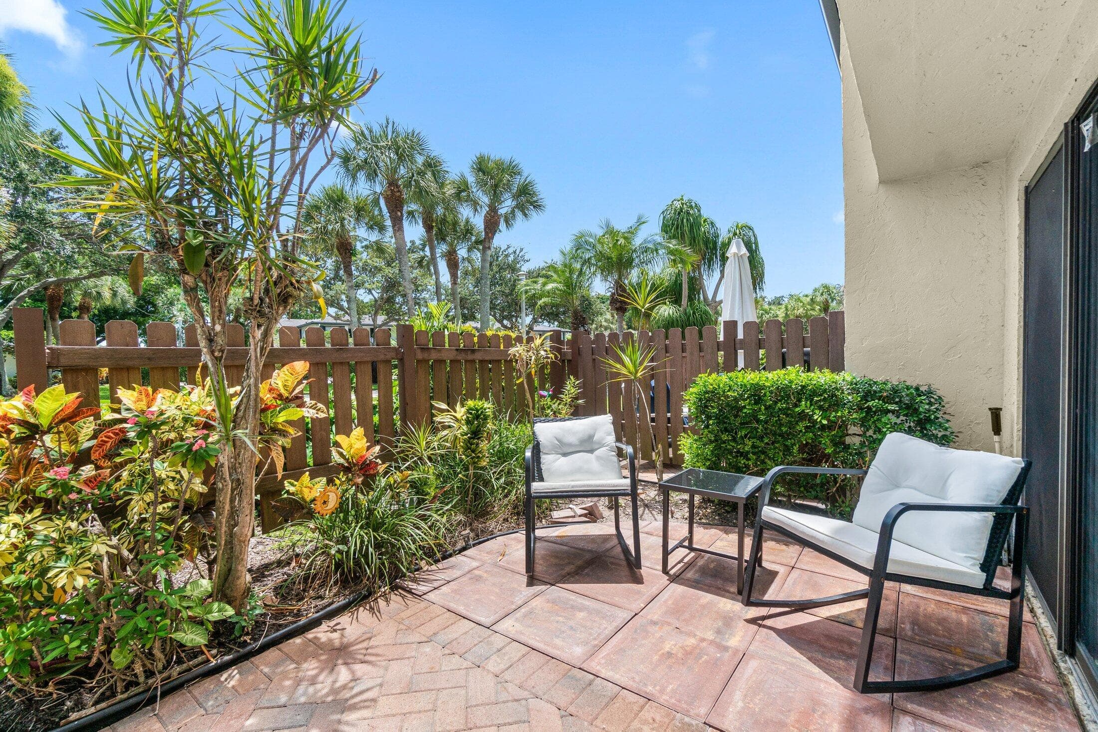 27 Southport Lane C, Boynton Beach, FL 33436 — photo 3 of 51