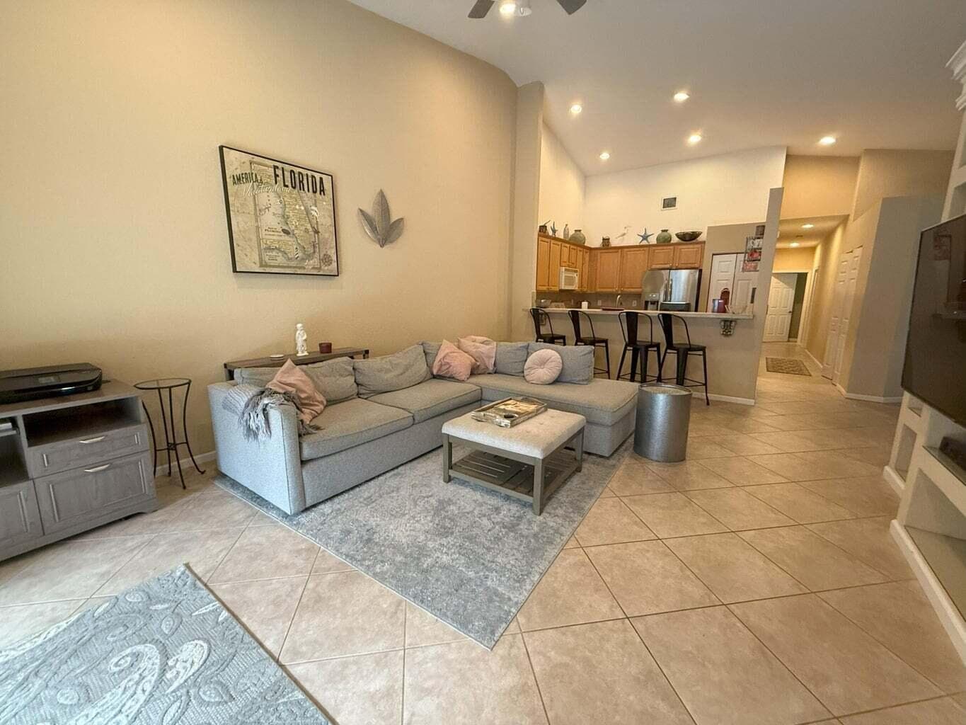 328 W Coral Trace Circle, Delray Beach, FL 33445 — photo 11 of 36