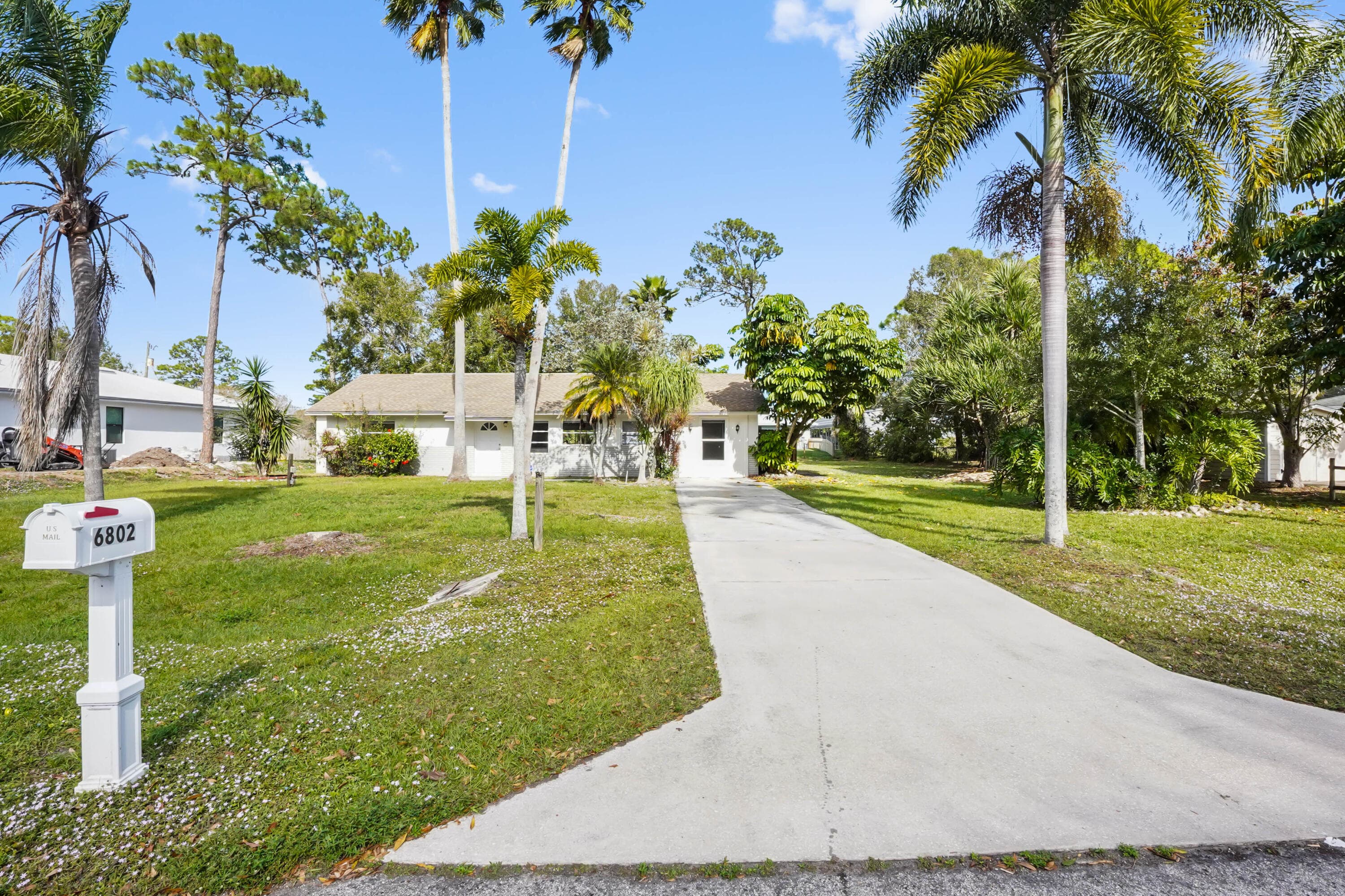 6802 Ocala Avenue, Fort Pierce, FL 34951 — photo 1 of 34