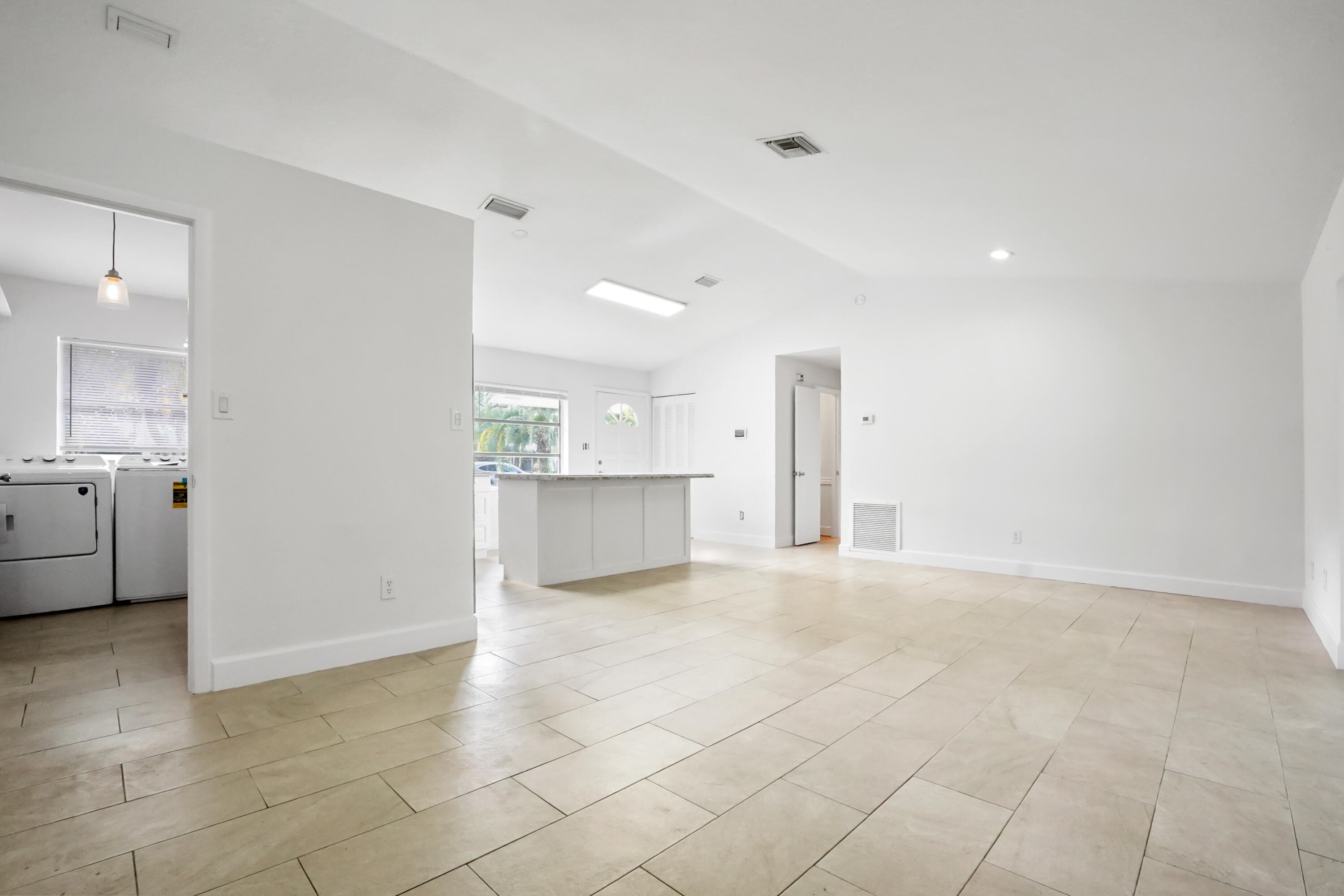 6802 Ocala Avenue, Fort Pierce, FL 34951 — photo 7 of 34