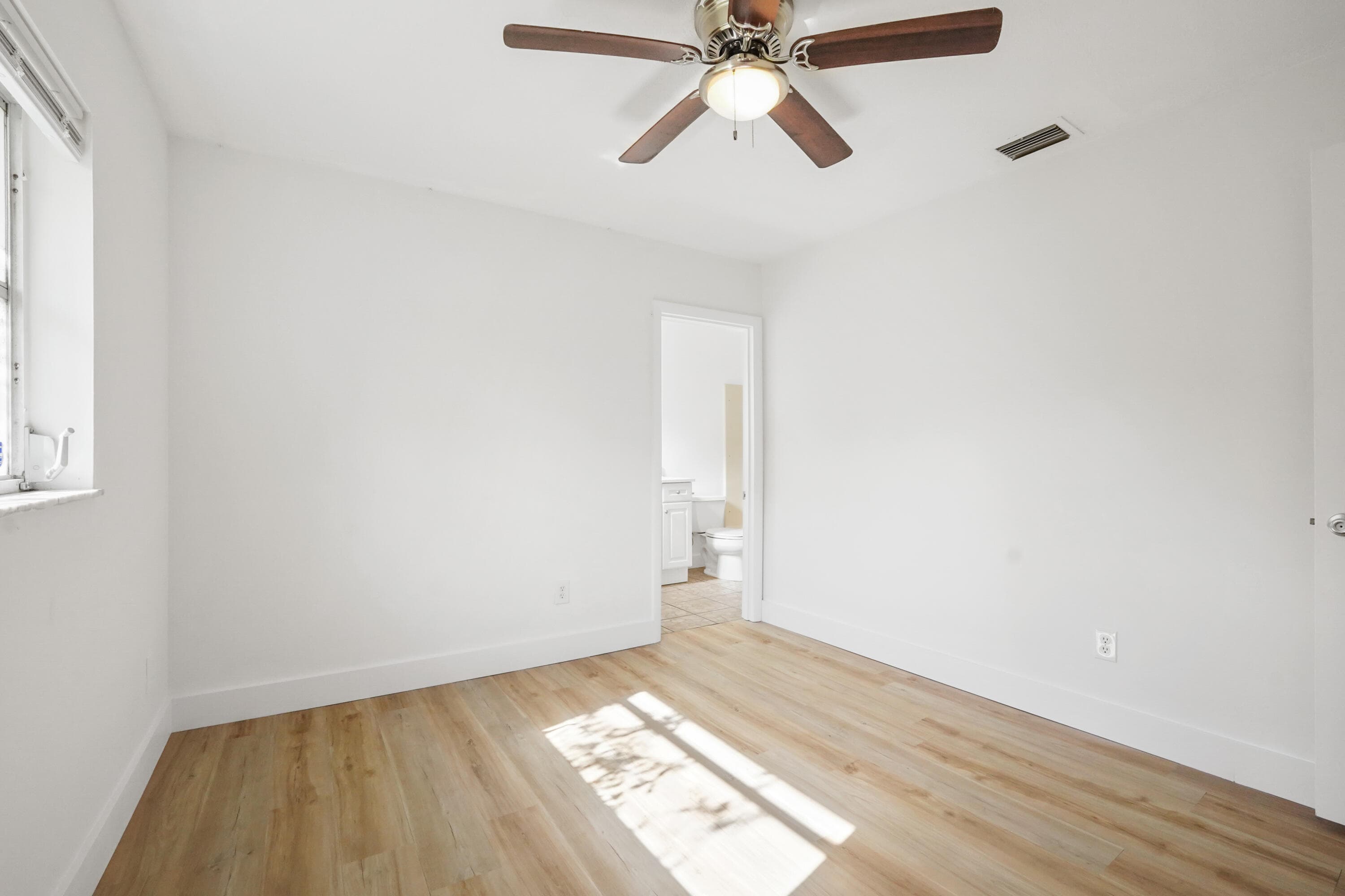 6802 Ocala Avenue, Fort Pierce, FL 34951 — photo 24 of 34