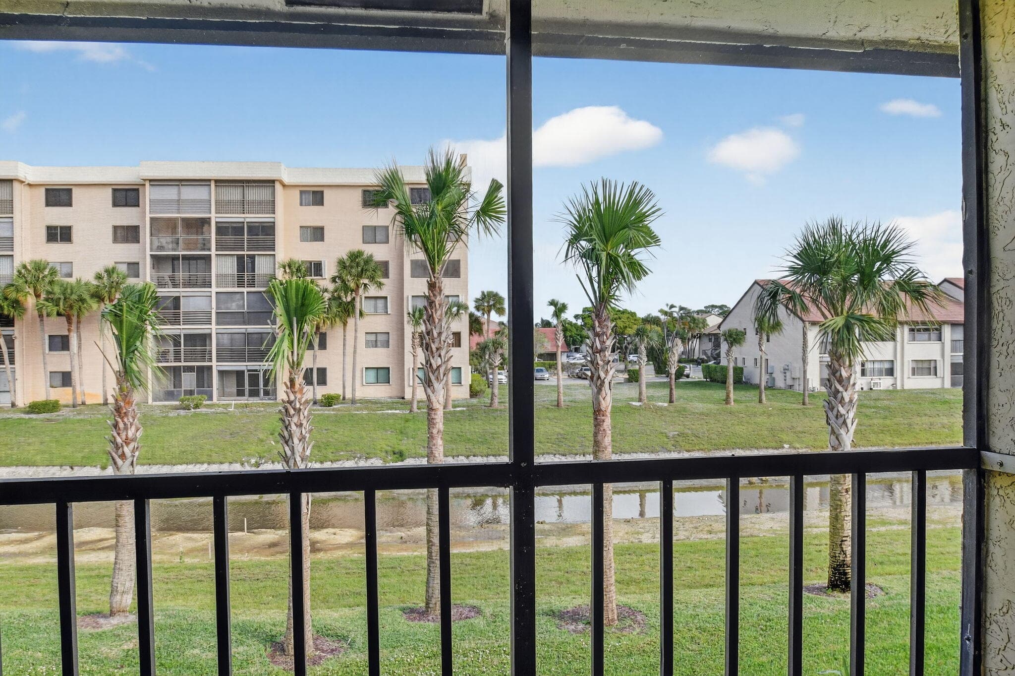 4900 Lucerne Lakes Boulevard 201, Lake Worth, FL 33467 — photo 37 of 56
