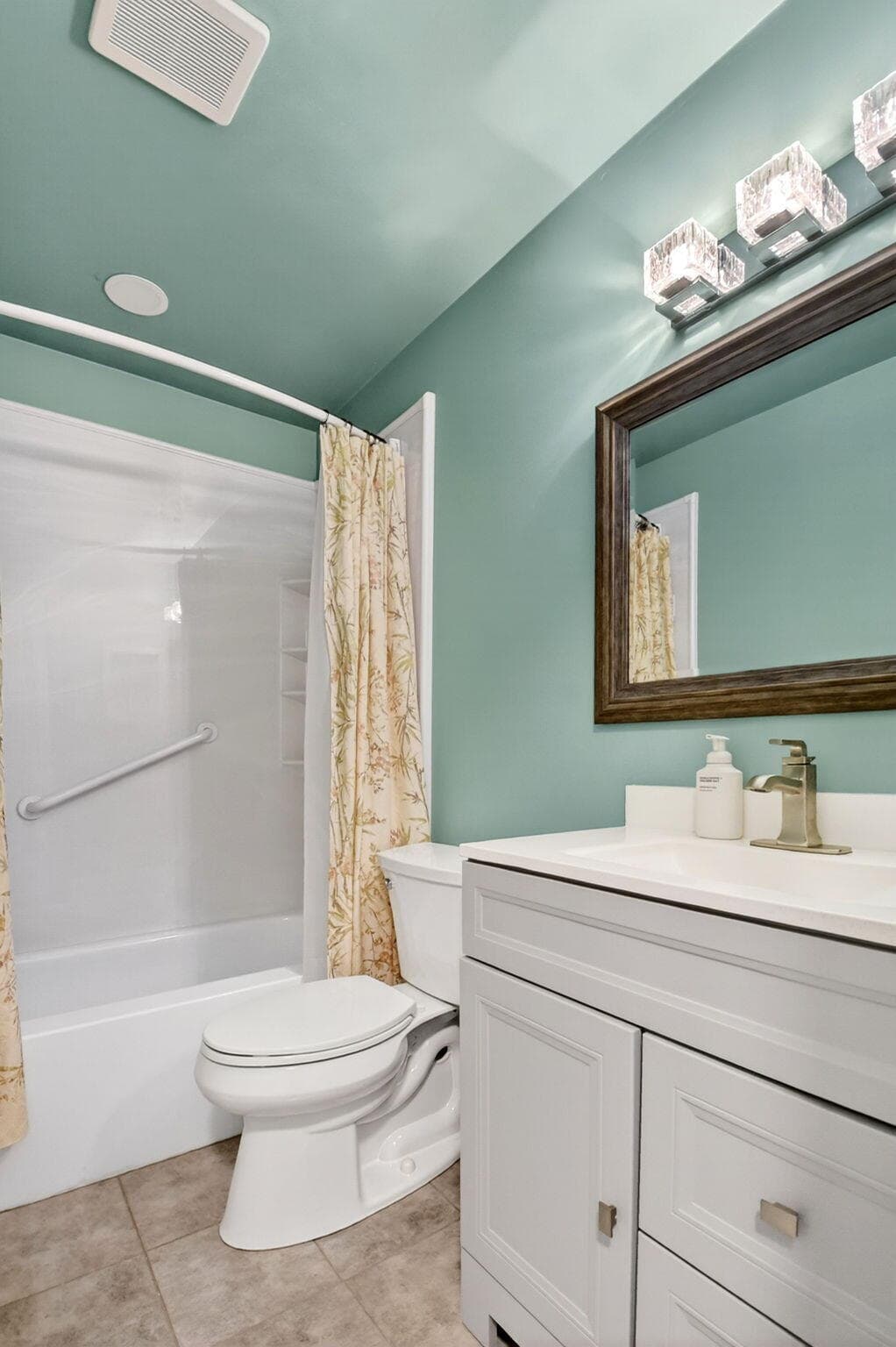 3454 Americo Drive, West Palm Beach, FL 33417 — photo 6 of 40