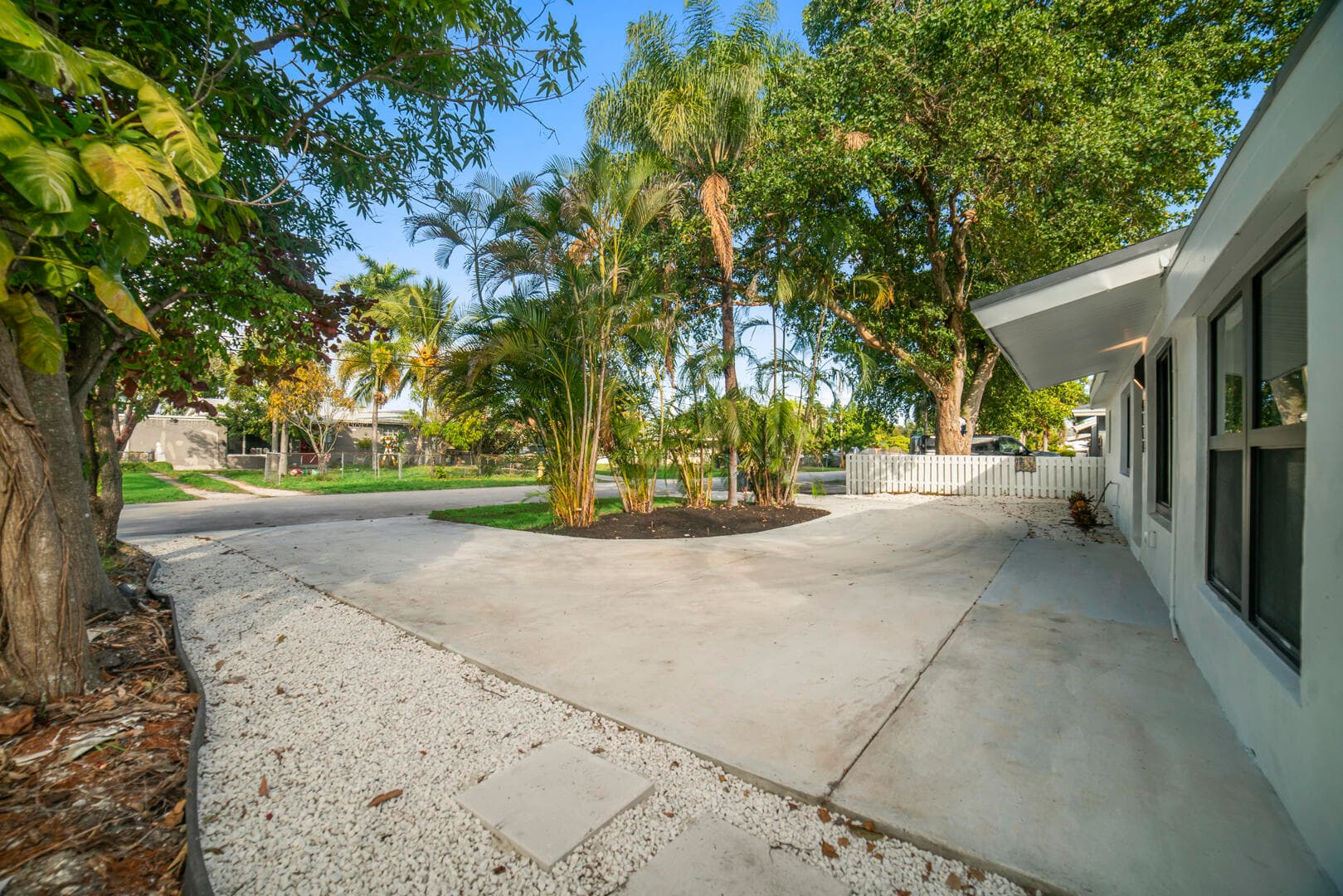 4114 SW 49th Court, Dania Beach, FL 33314 — photo 4 of 31