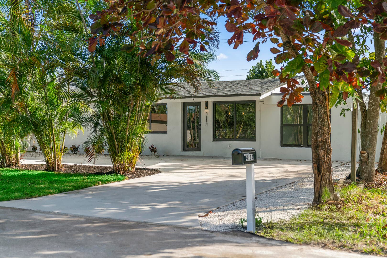 4114 SW 49th Court, Dania Beach, FL 33314 — photo 1 of 31