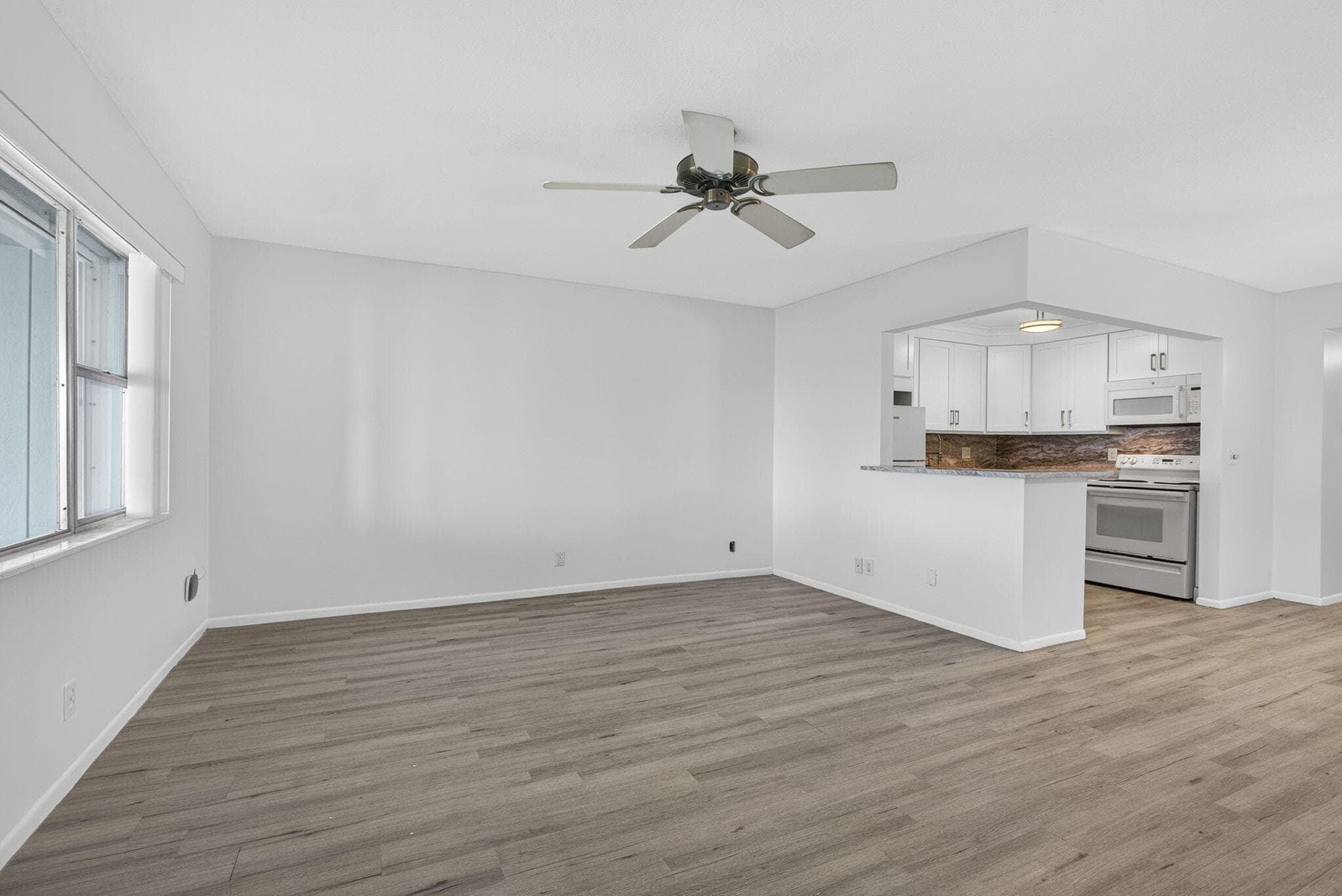 100 Shore Court 307, North Palm Beach, FL 33408 — photo 11 of 71