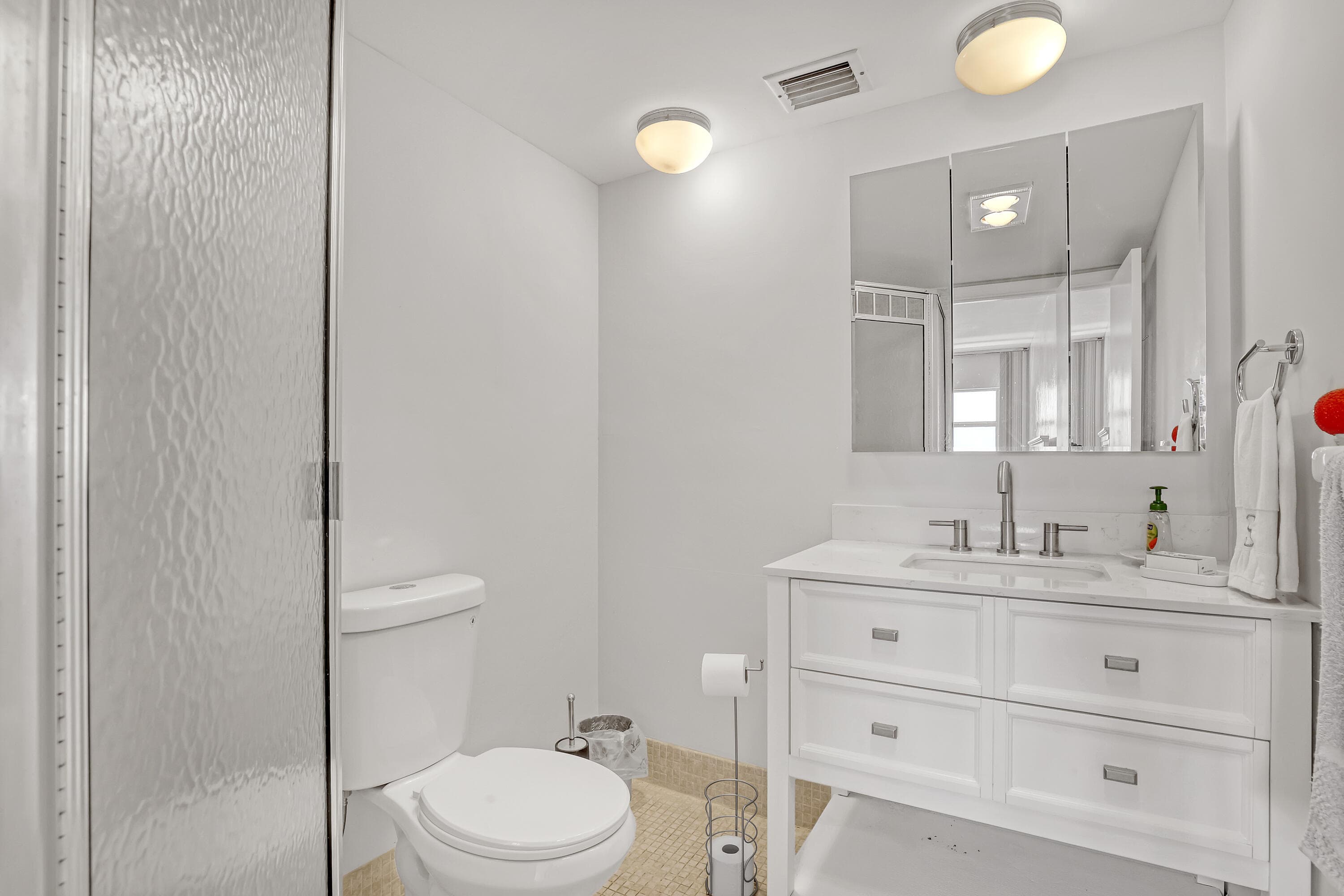 28 Yacht Club Drive 409, North Palm Beach, FL 33408 — photo 11 of 23