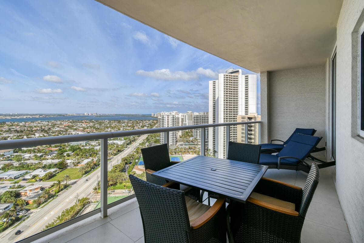 2700 N Ocean Drive 2003b, Singer Island, FL 33404 — photo 25 of 27