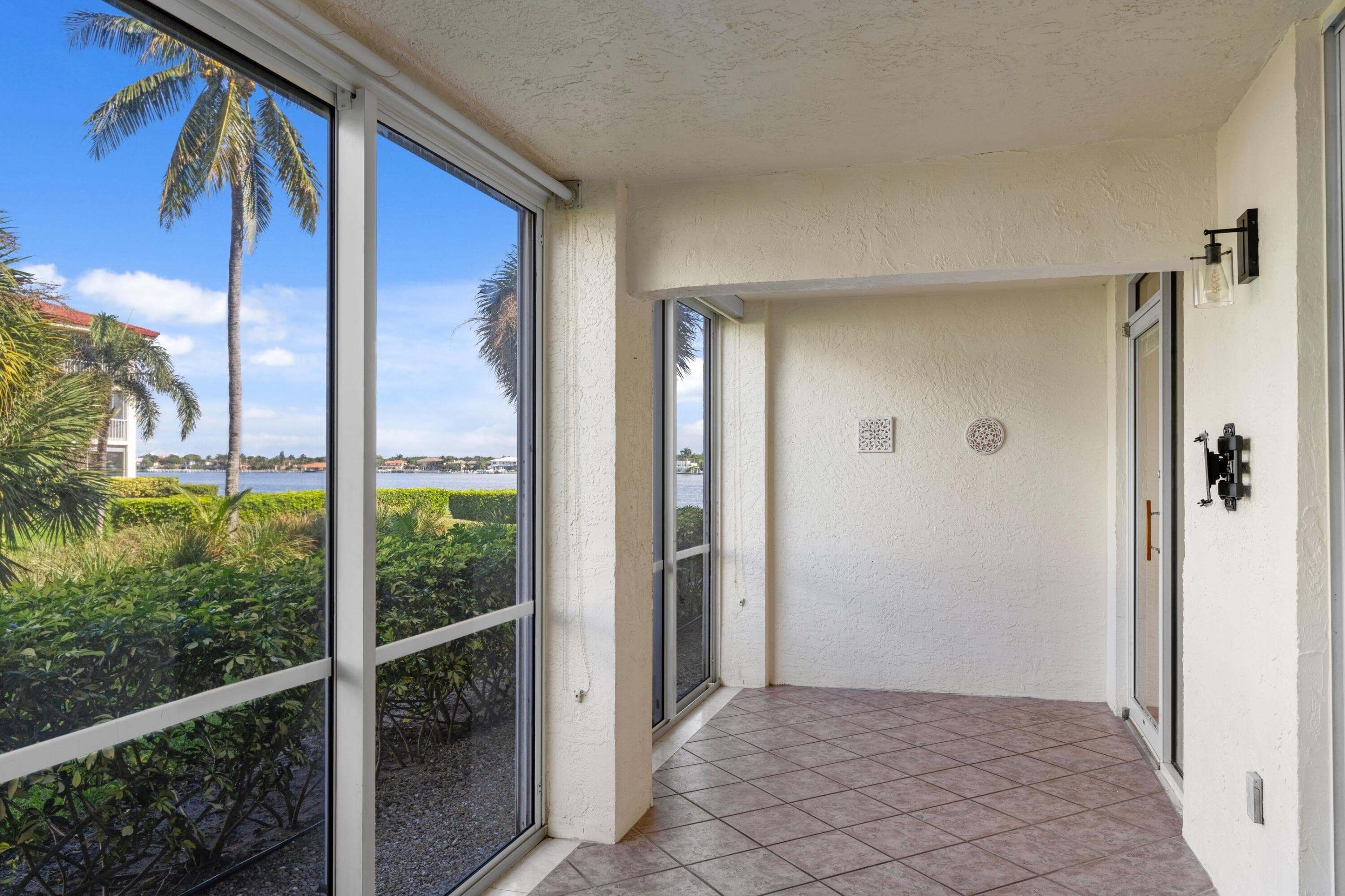 110 Half Moon Circle D1, Hypoluxo, FL 33462 — photo 16 of 31