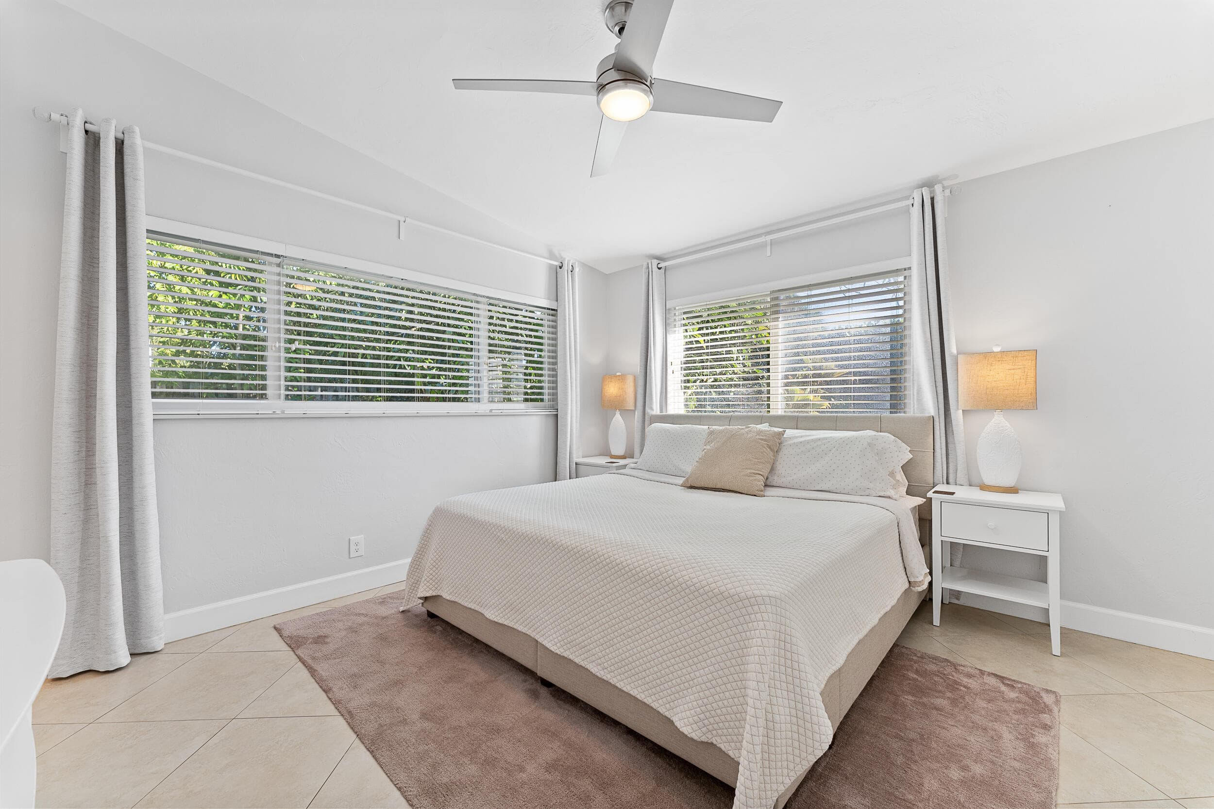 429 Inlet Road, North Palm Beach, FL 33408 — photo 13 of 38