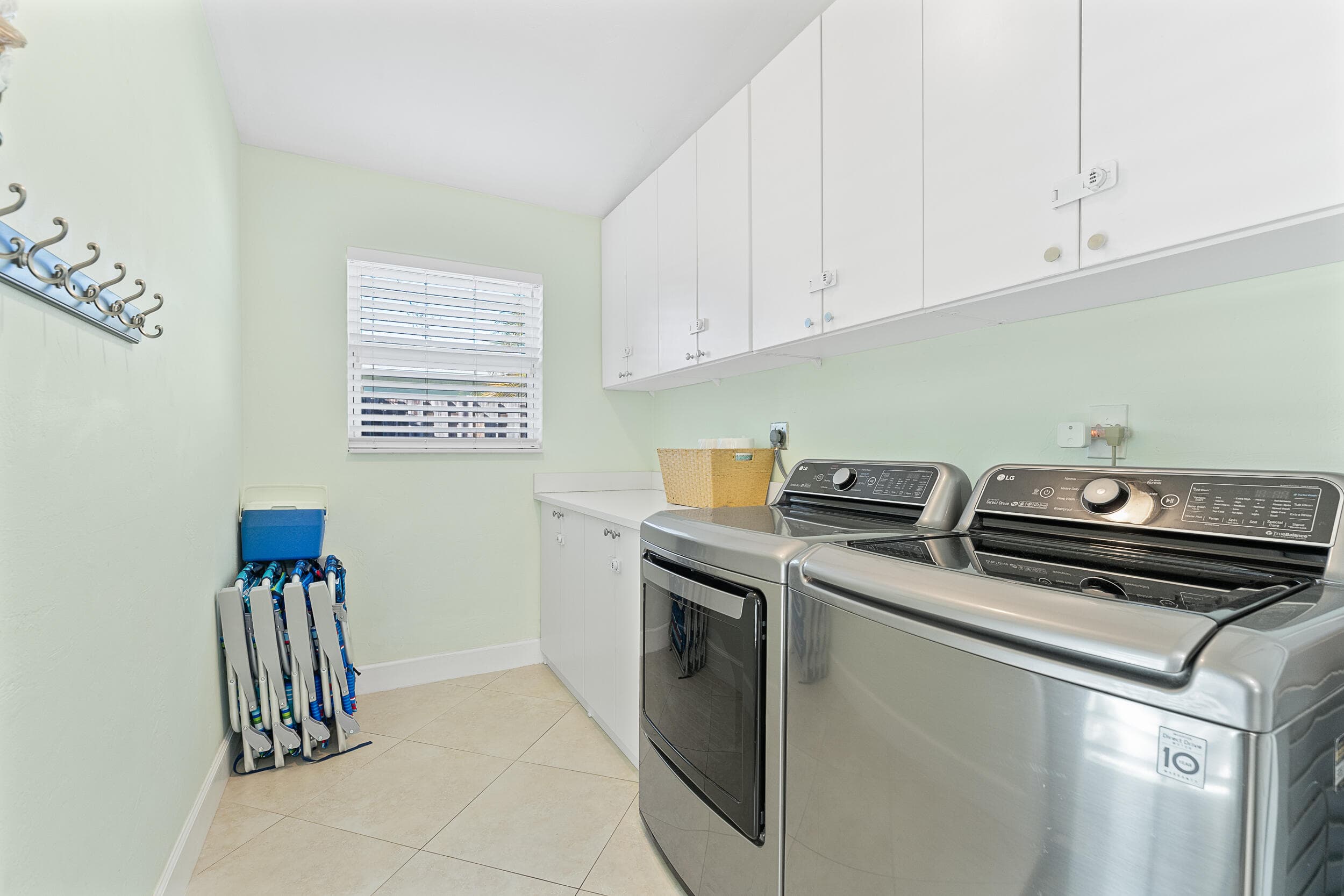 429 Inlet Road, North Palm Beach, FL 33408 — photo 23 of 38