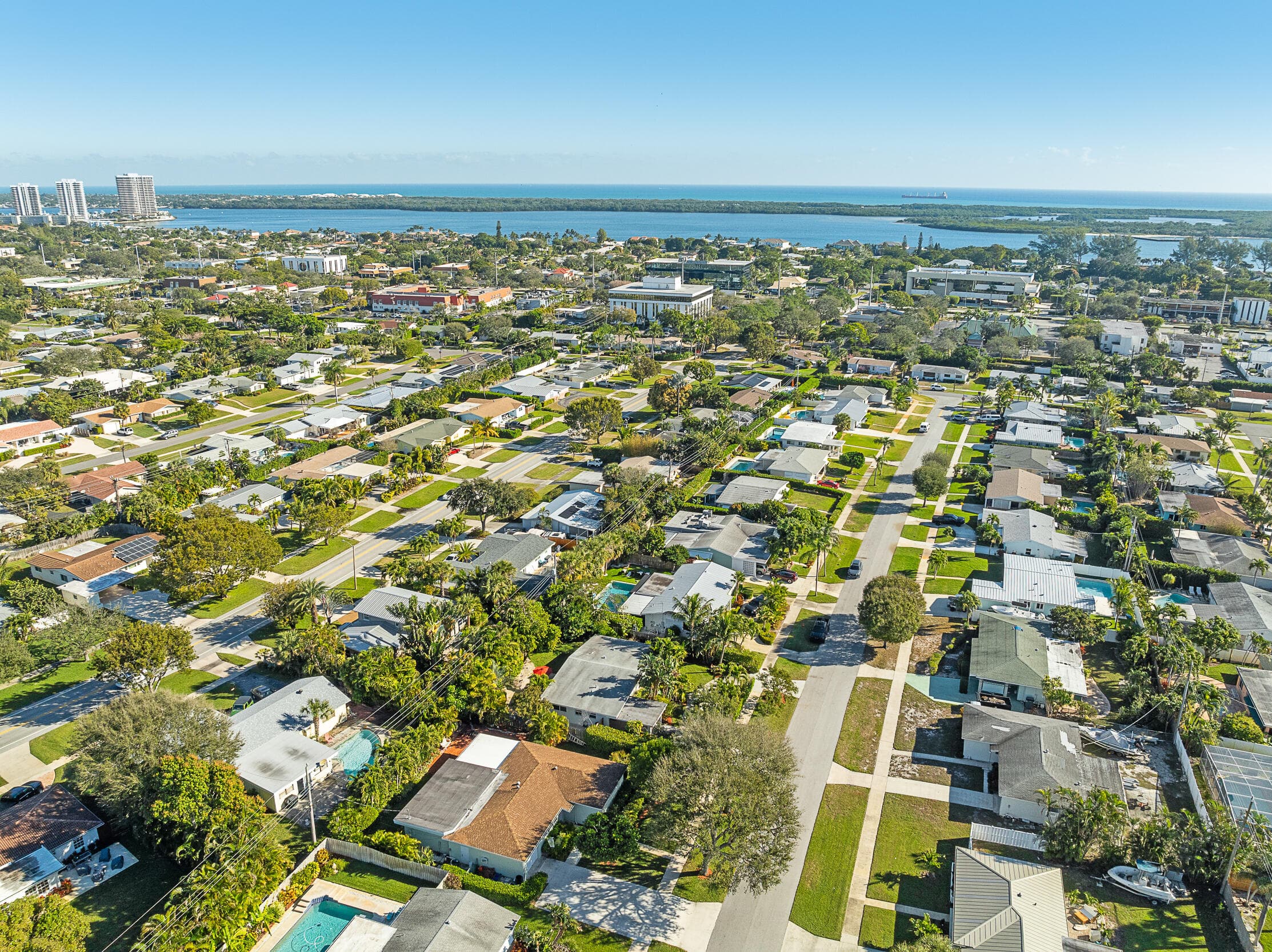 429 Inlet Road, North Palm Beach, FL 33408 — photo 1 of 38