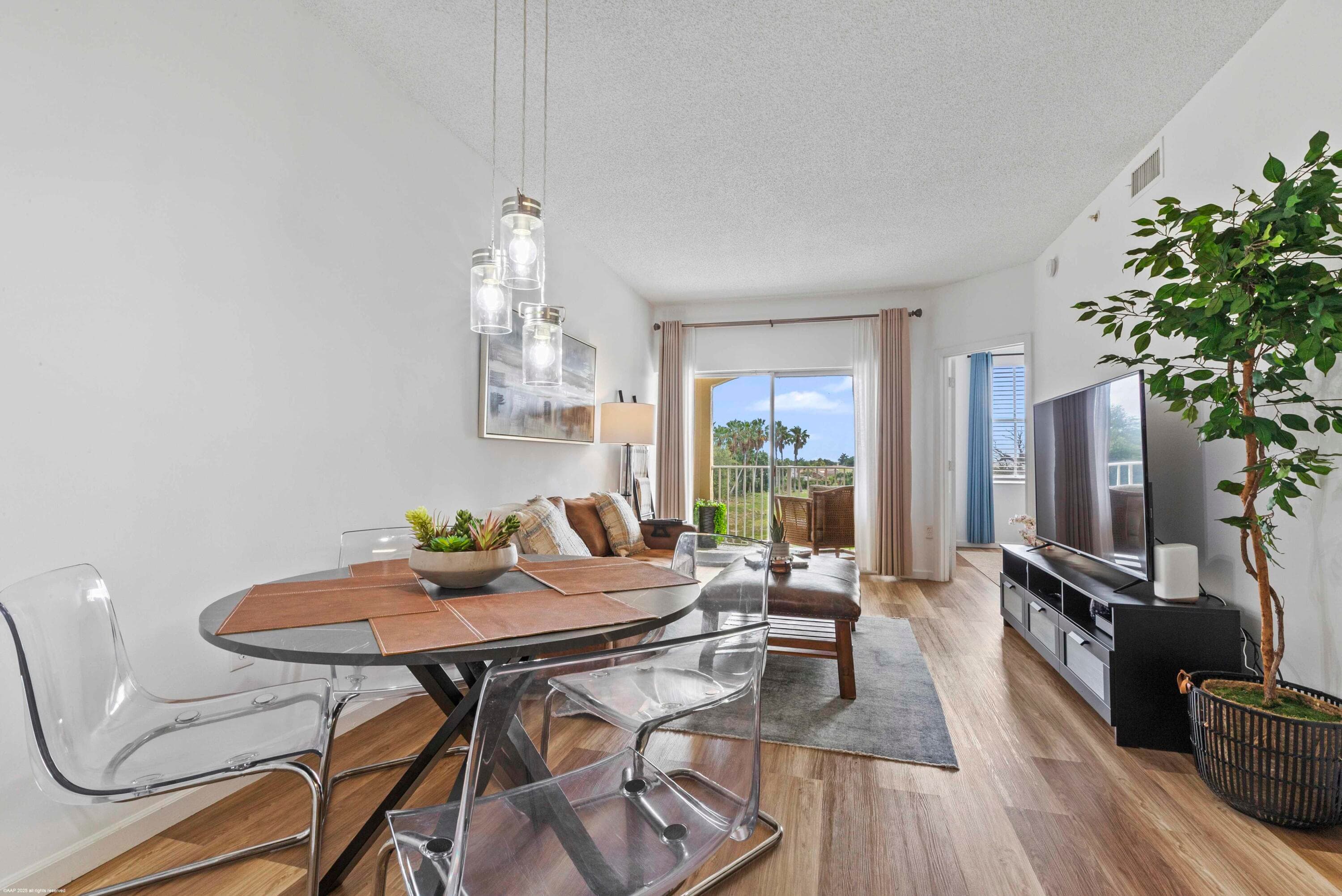 2060 Greenview Shores Boulevard 318, Wellington, FL 33414 — photo 4 of 15