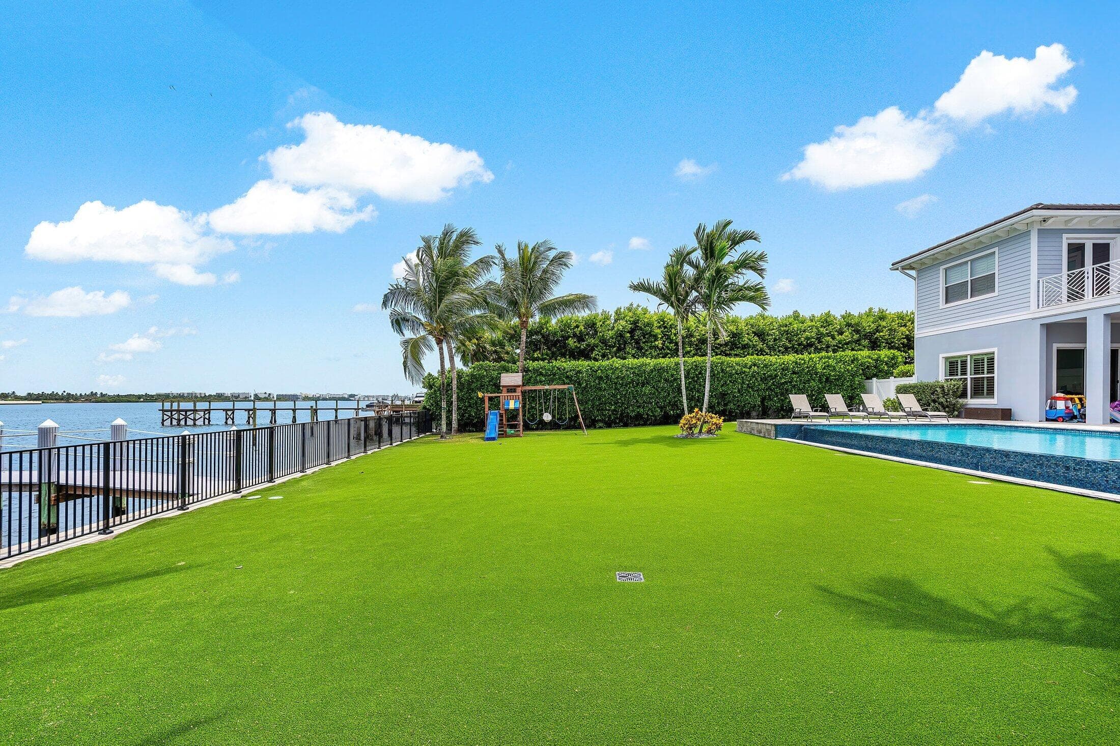 2100 Notre Dame Drive, Lake Worth Beach, FL 33460 — photo 18 of 46