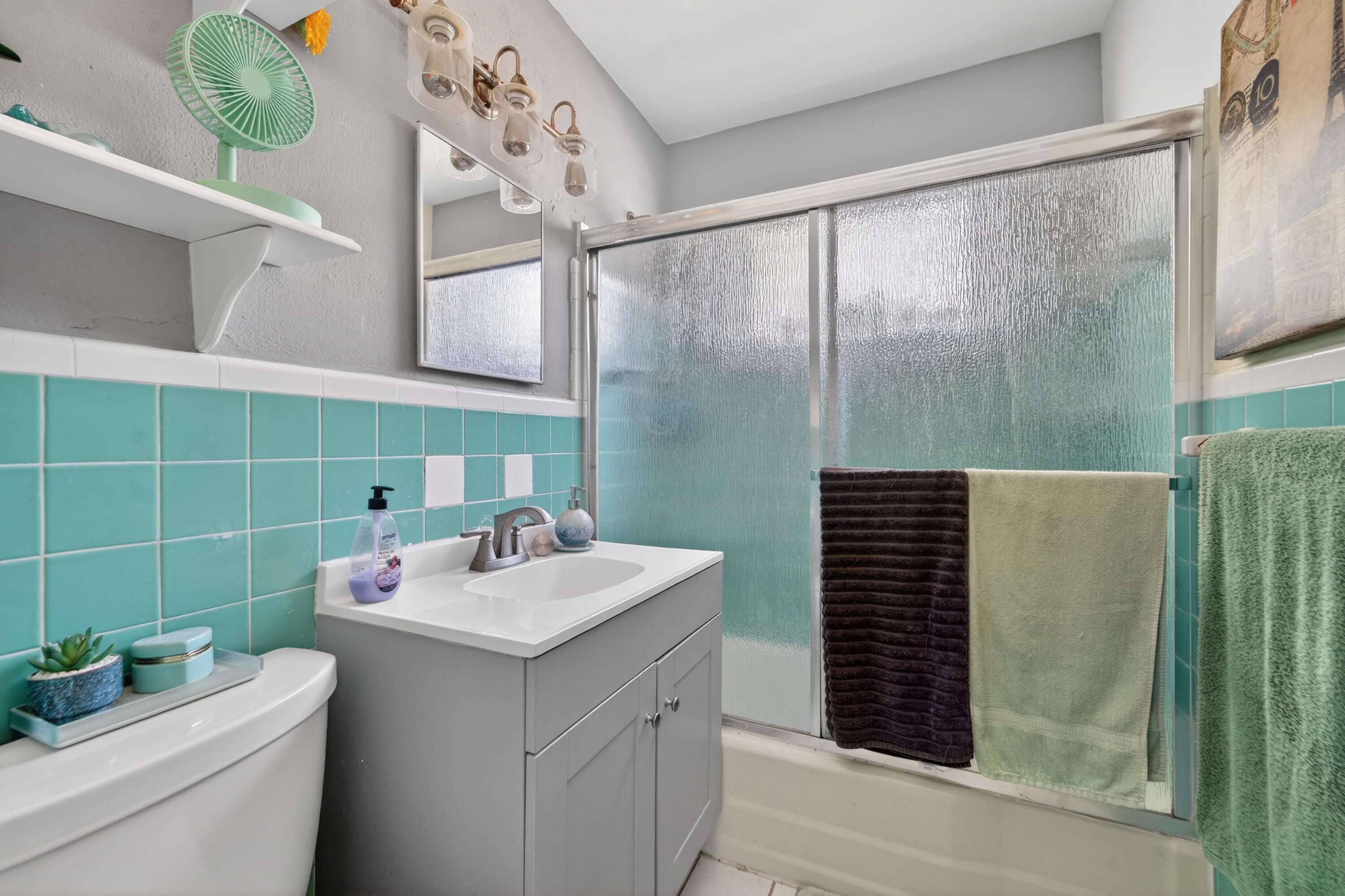 2105 Worthington Road, West Palm Beach, FL 33409 — photo 17 of 25