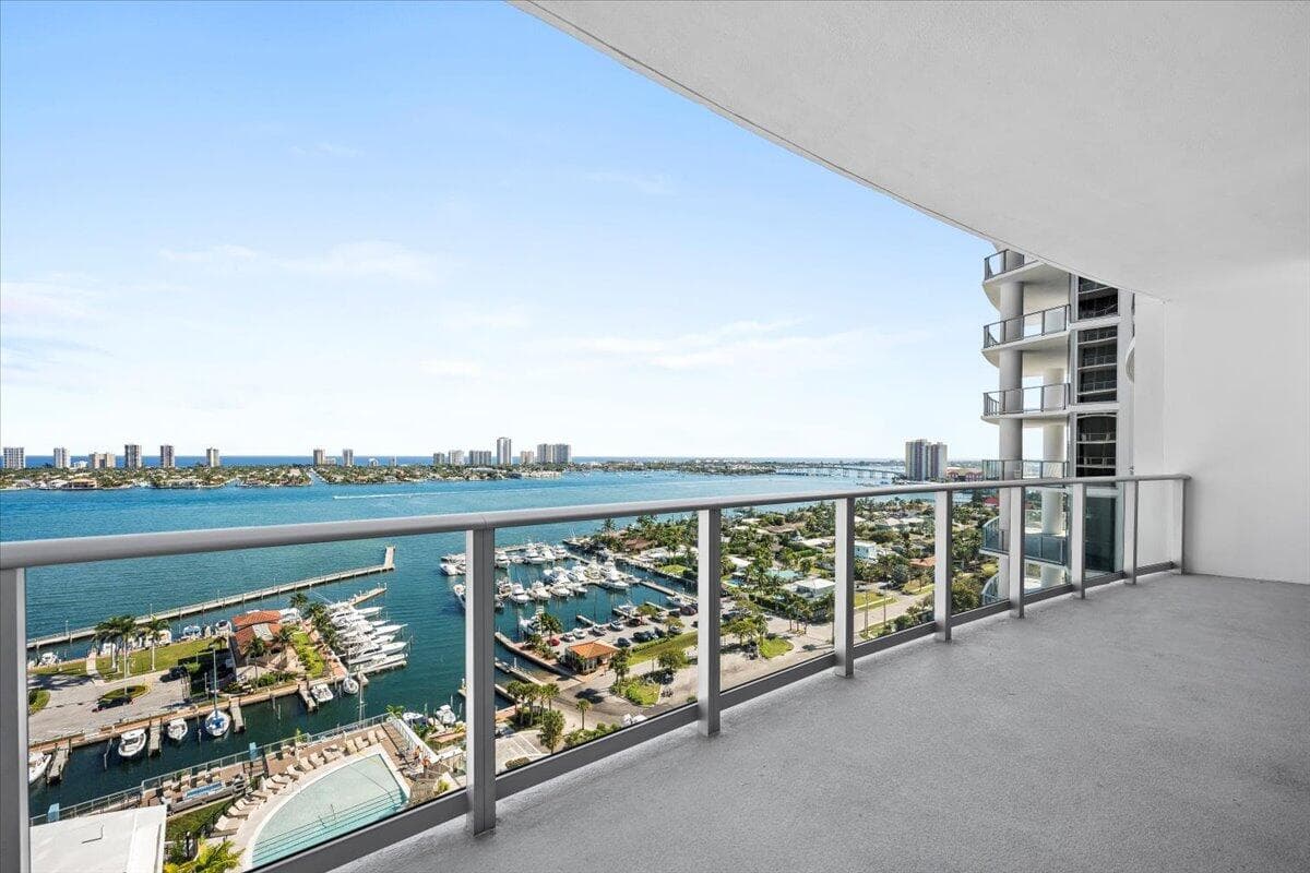 220 Lake Shore Drive 1706, Lake Park, FL 33403 — photo 9 of 25