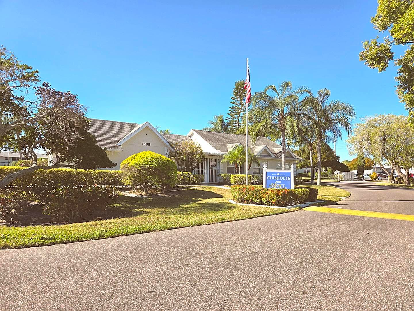 1524 SE Royal Green Circle Q-202, Port St. Lucie, FL 34952 — photo 31 of 36