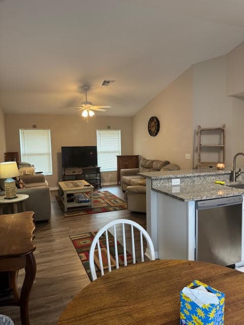 2130 88th Avenue, Vero Beach, FL 32966 — photo 8 of 36