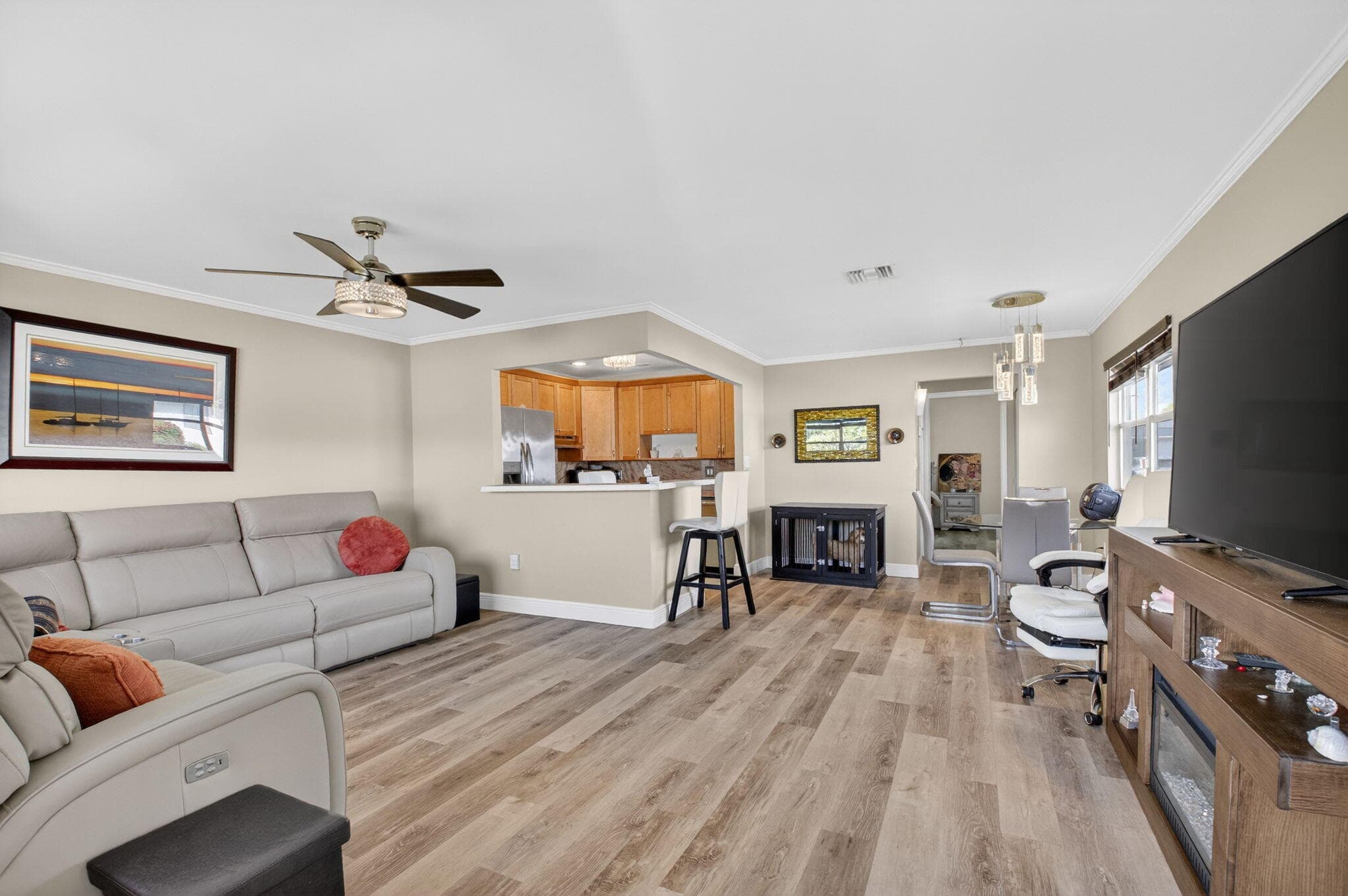 170 Valencia H, Delray Beach, FL 33446 — photo 6 of 36