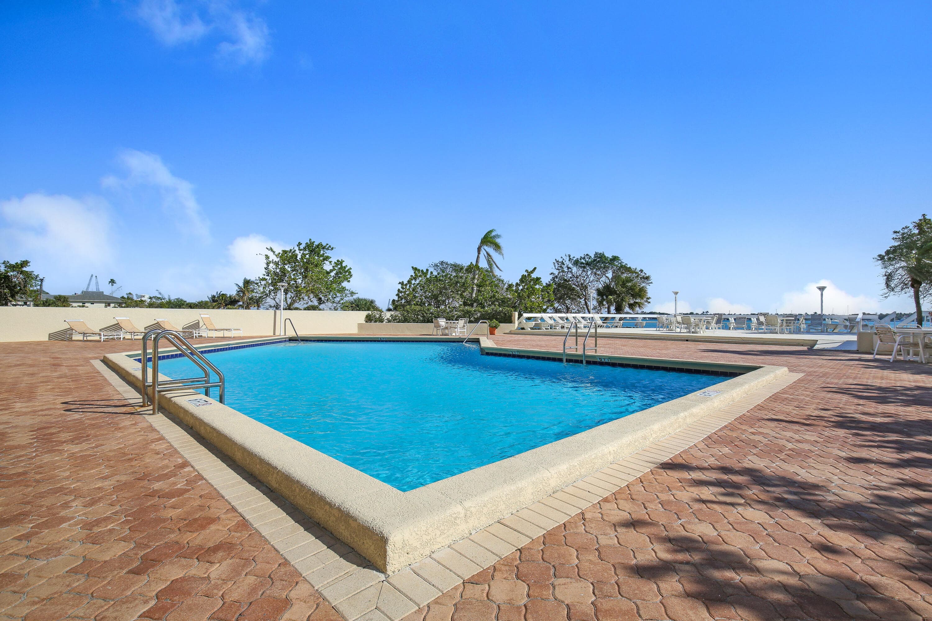 5600 N Flagler Drive 605, West Palm Beach, FL 33407 — photo 21 of 31