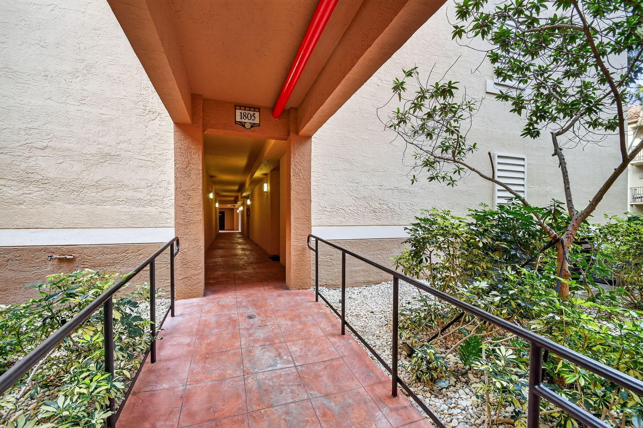 1805 N Flagler Drive 115, West Palm Beach, FL 33407 — photo 3 of 42