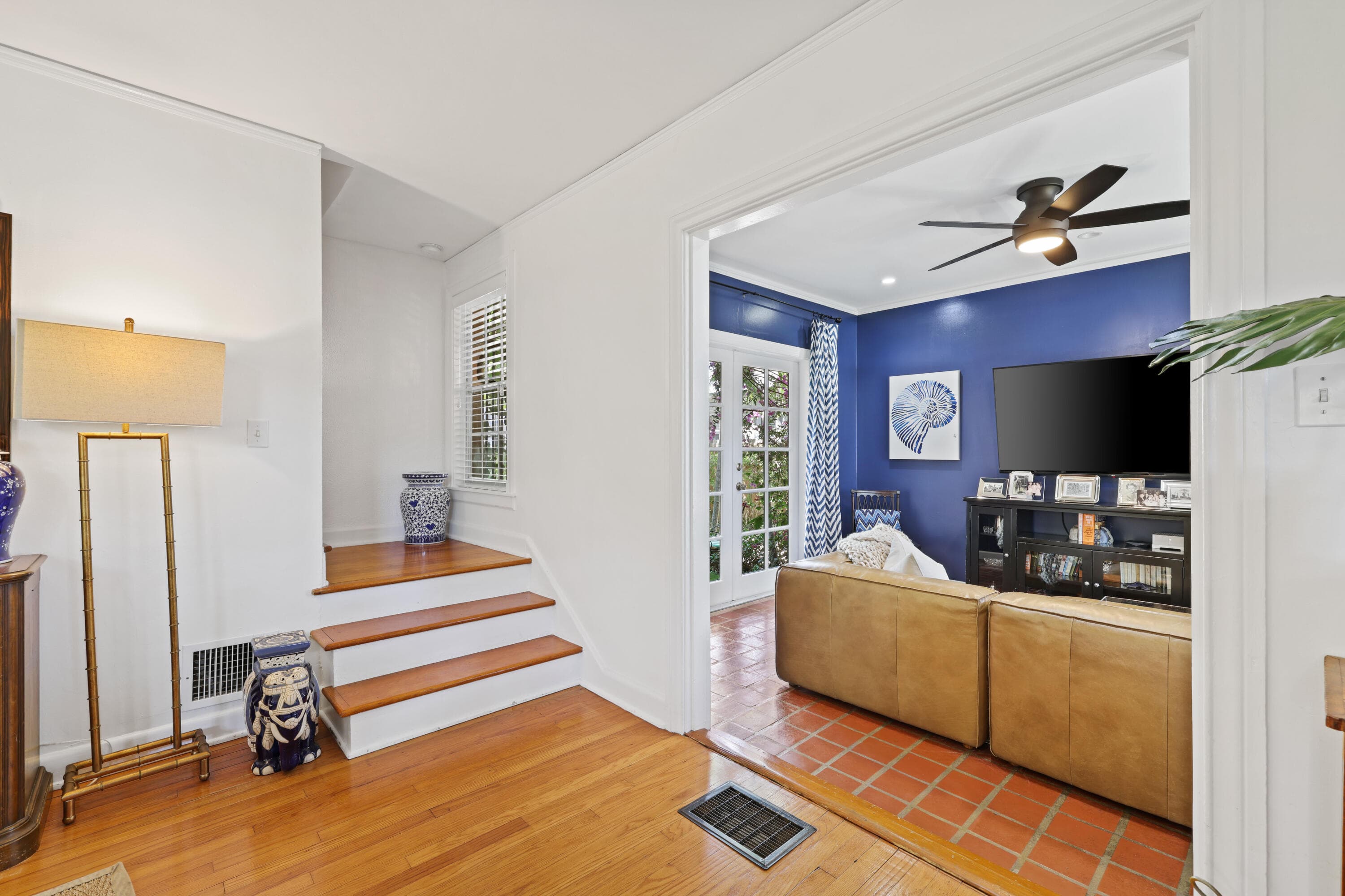 325 Greymon Drive, West Palm Beach, FL 33405 — photo 9 of 63
