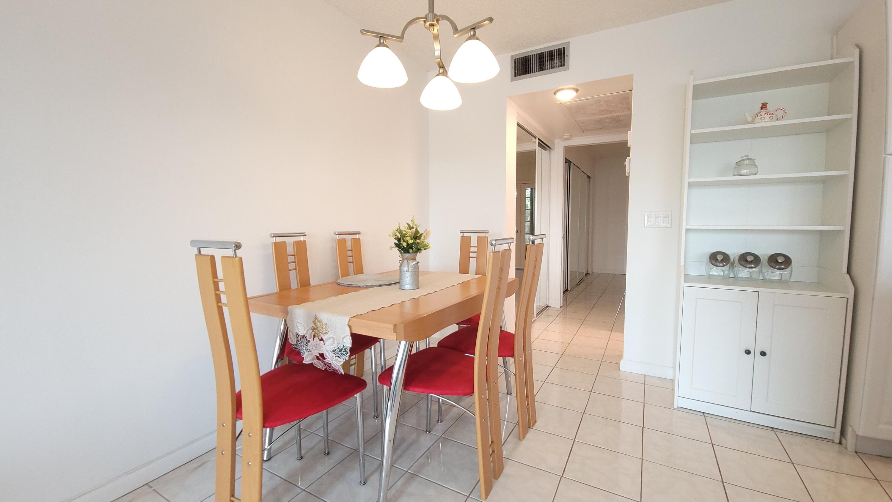 405 Southampton A, West Palm Beach, FL 33417 — photo 7 of 55