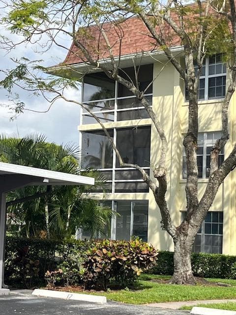 5500 Tamberlane Circle 305, Palm Beach Gardens, FL 33418 — photo 2 of 21