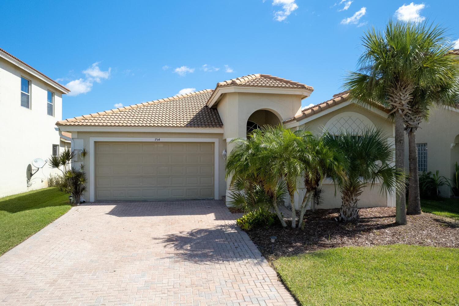 754 Aberfoyle Avenue, Fort Pierce, FL 34947 — photo 1 of 19
