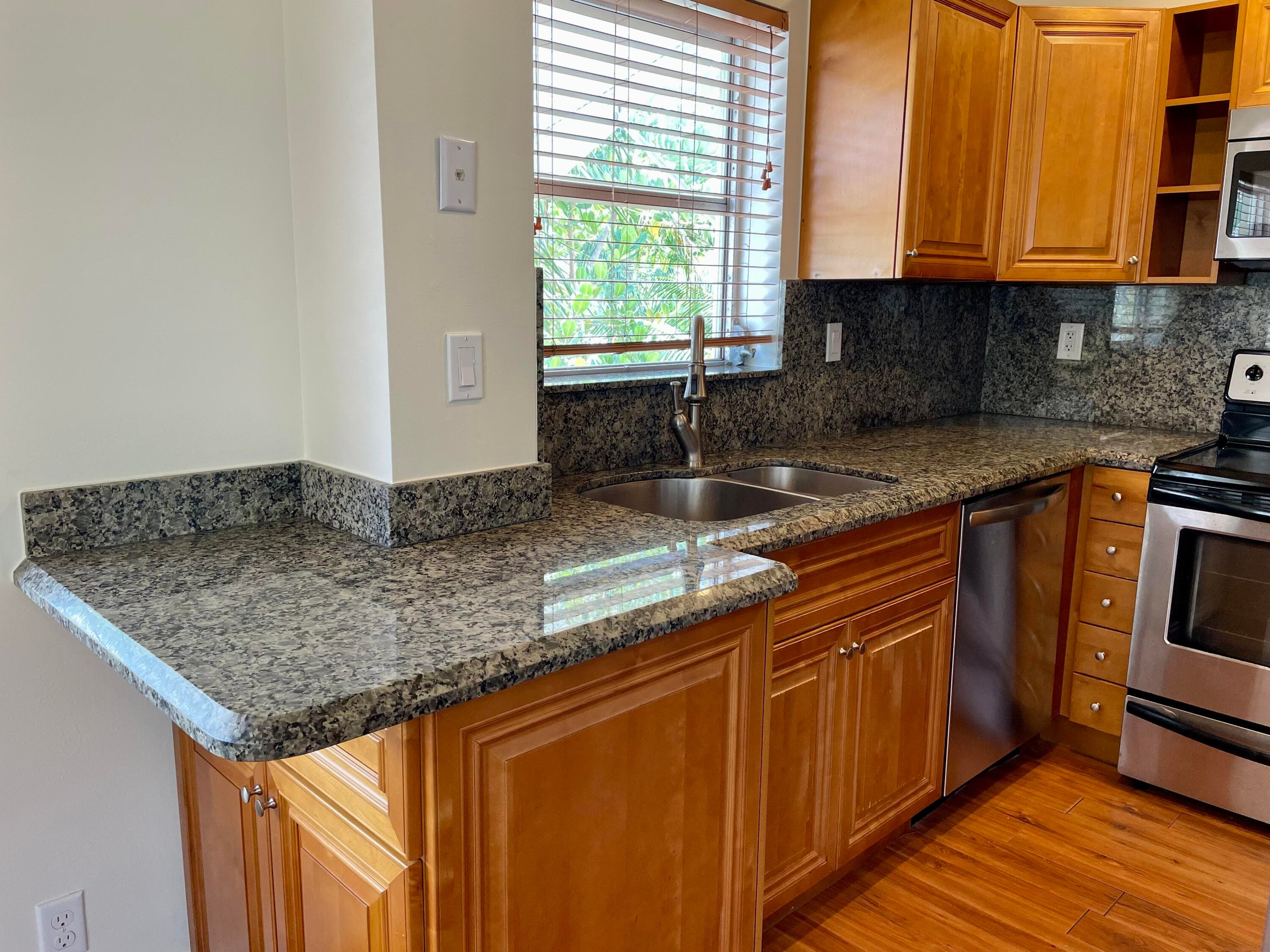101 N Lakeside Drive 1, Lake Worth Beach, FL 33460 — photo 7 of 28