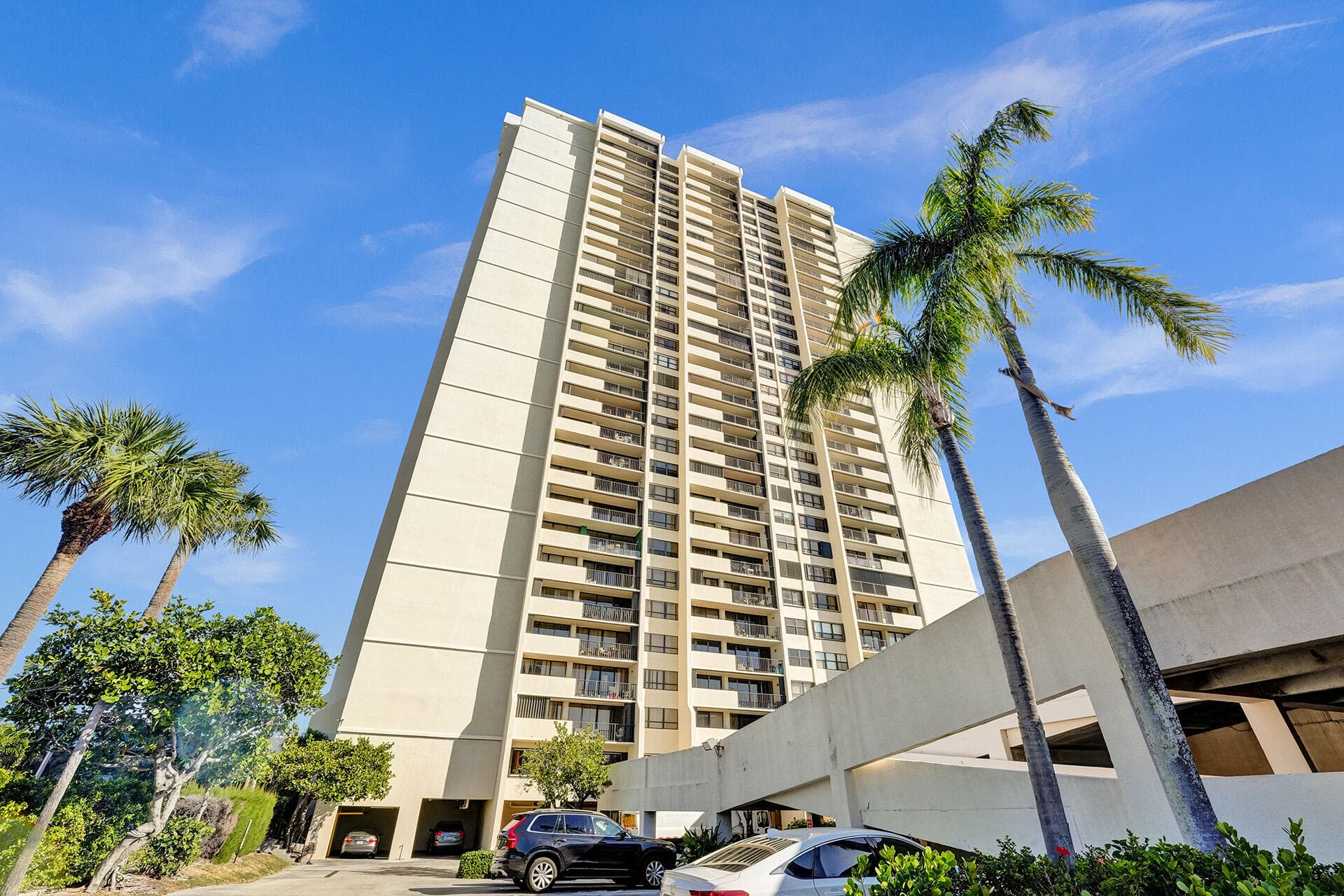 5600 N Flagler Drive 805, West Palm Beach, FL 33407 — photo 1 of 37