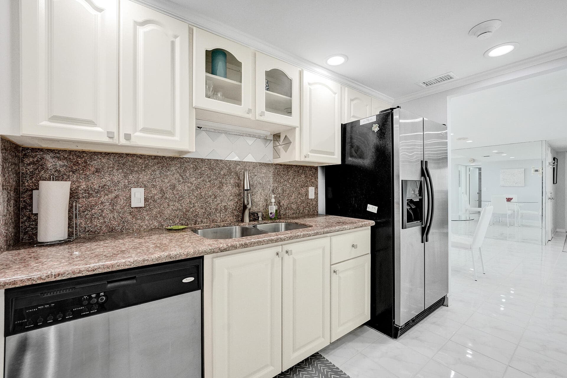 5600 N Flagler Drive 805, West Palm Beach, FL 33407 — photo 11 of 37