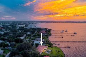901 SE Riverside Drive, Stuart, FL 34994 — photo 9 of 53