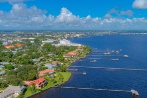 901 SE Riverside Drive, Stuart, FL 34994 — photo 19 of 53