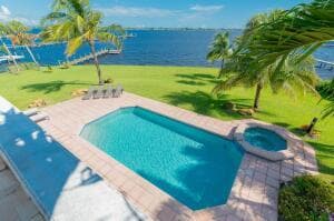 901 SE Riverside Drive, Stuart, FL 34994 — photo 25 of 53
